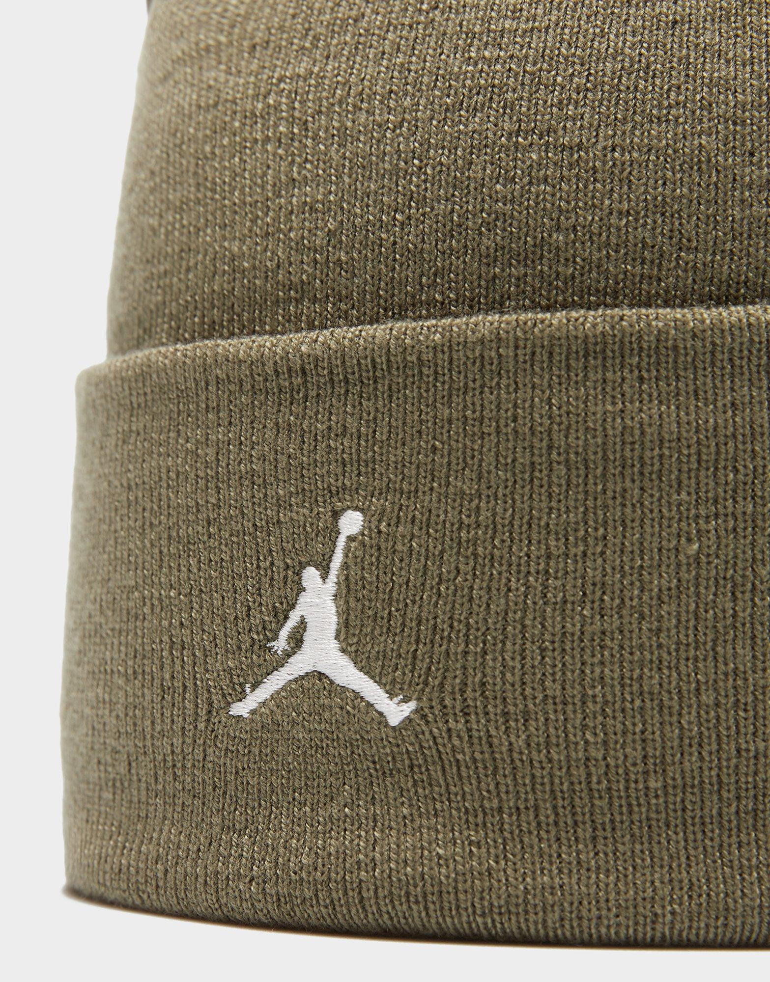 Дамска зимна шапка JORDAN ЗИМНА ШАПКА U J PEAK BEANIE ESS FN4672-222 Кафяв