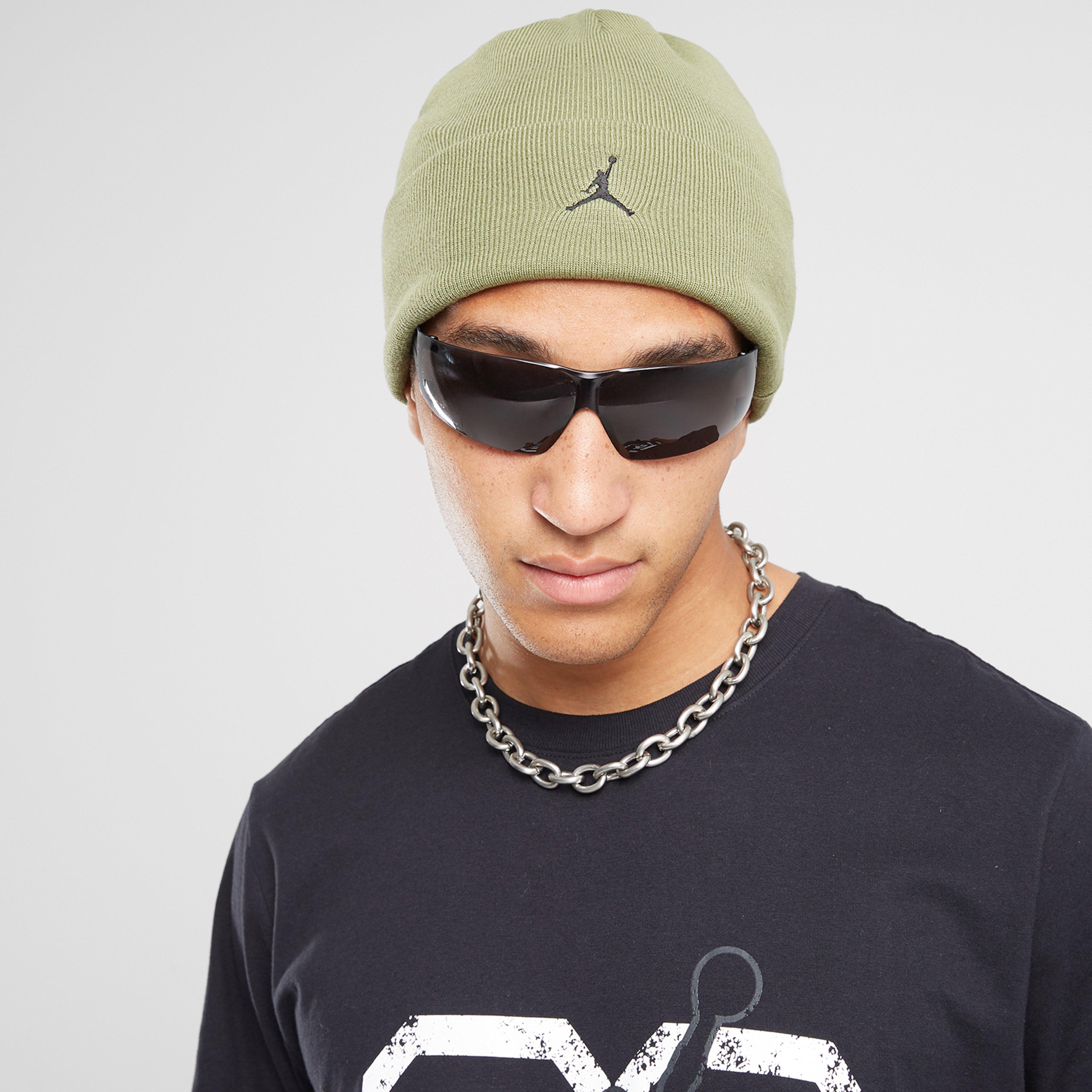 Női téli sapká JORDAN SAPKA TÉLI U J PEAK BEANIE ESS