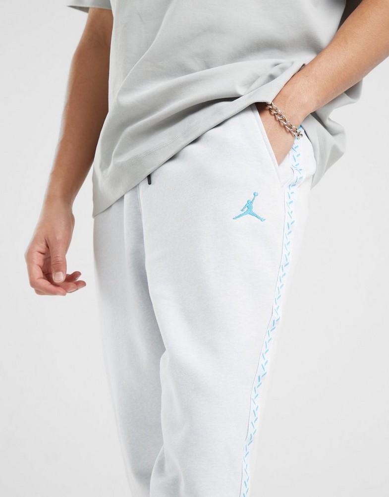Pánské kalhoty JORDAN KALHOTY  M J FLT MVP HBR FLC PANT FN6356-043 Šedá
