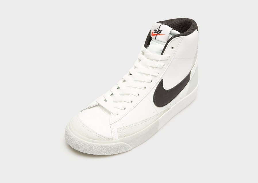 Gyerek sneakers NIKE BLAZER MID '77 SE (GS)