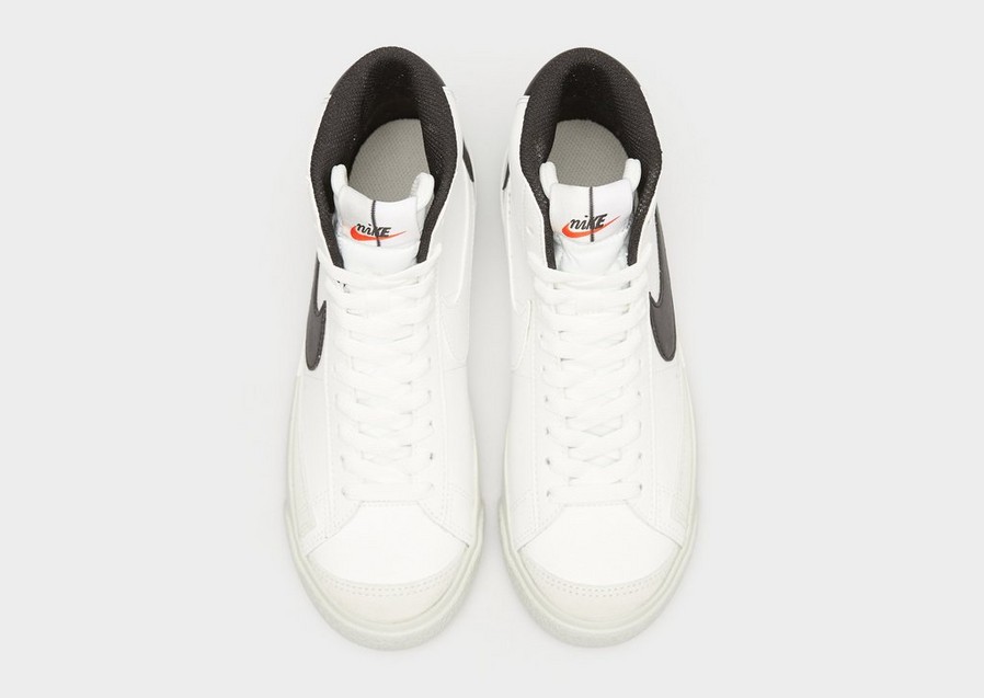 Gyerek sneakers NIKE BLAZER MID '77 SE (GS) FN6937-100 Fehér