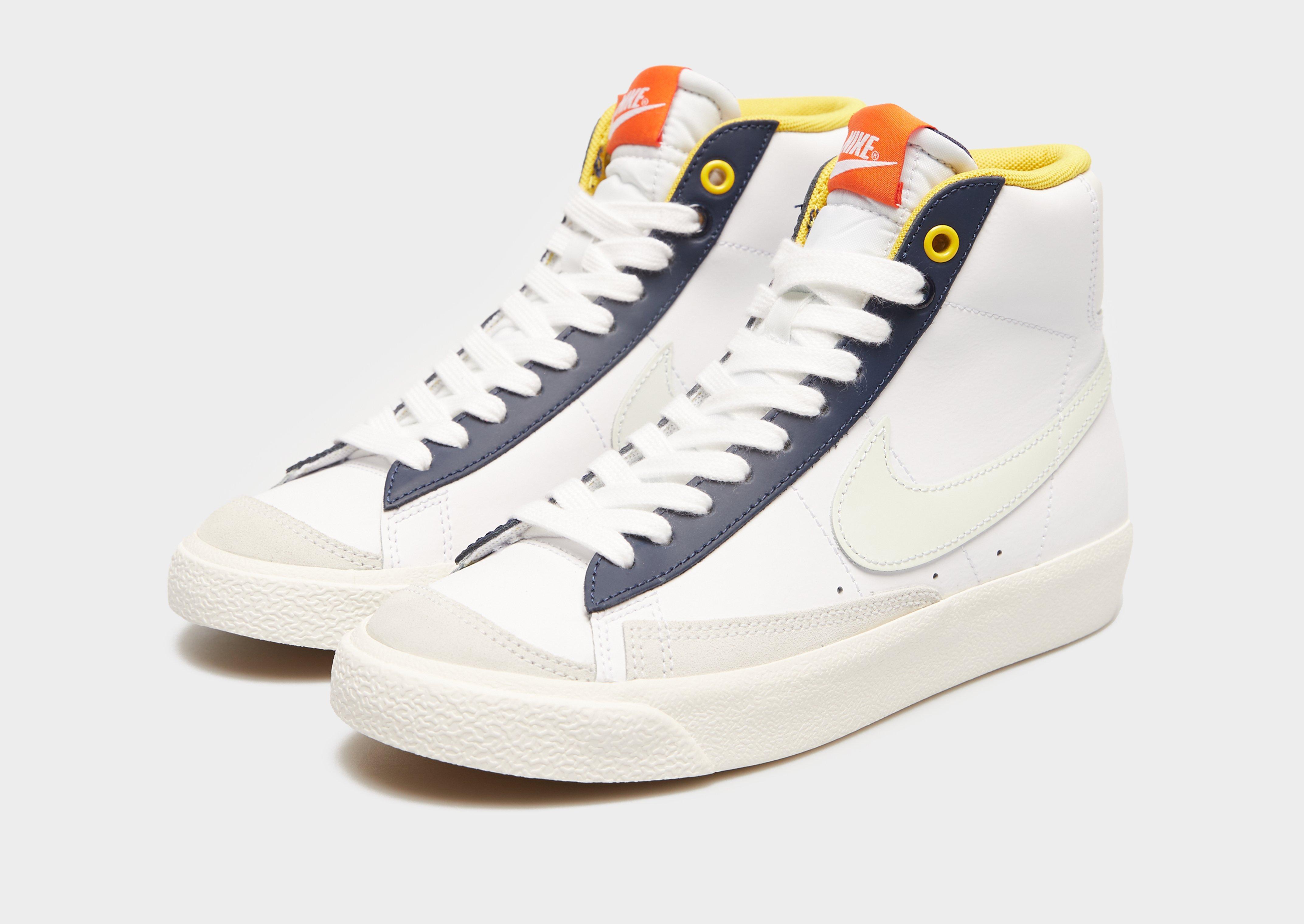 Детски маратонки NIKE BLAZER MID77 BG BTS FN6966-100 Бял