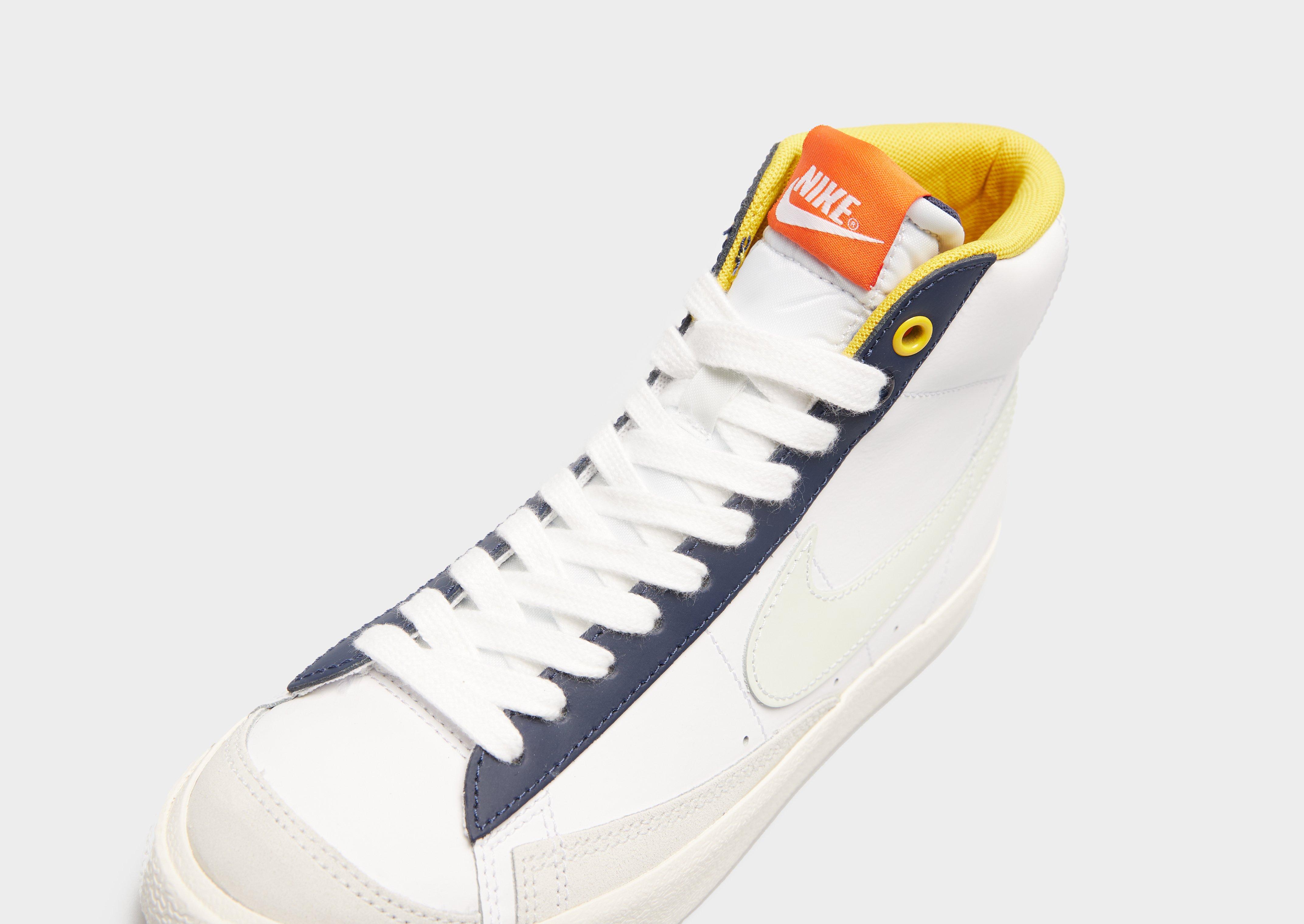Детски маратонки NIKE BLAZER MID77 BG BTS FN6966-100 Бял