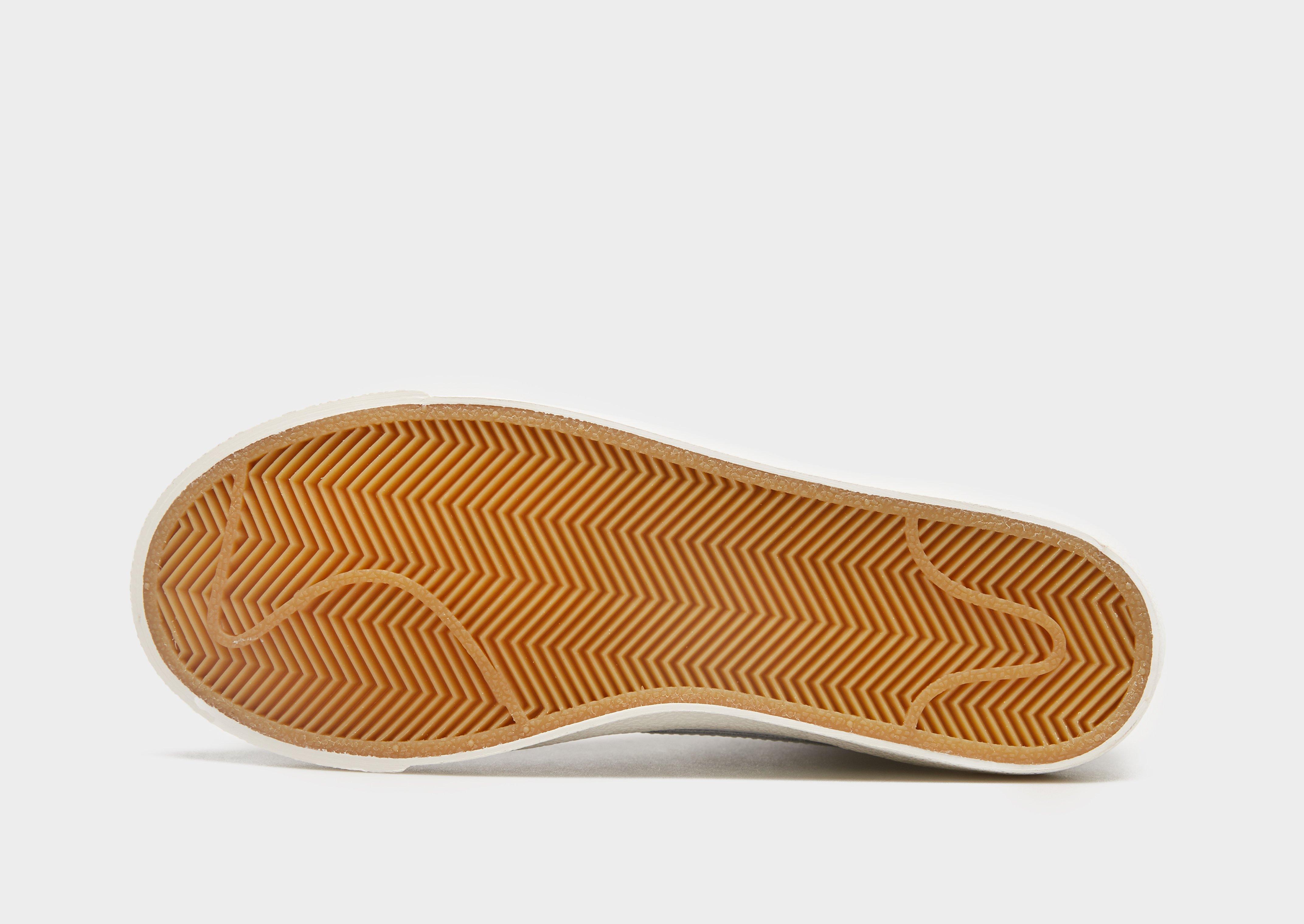 Детски маратонки NIKE BLAZER MID77 BG BTS FN6966-100 Бял