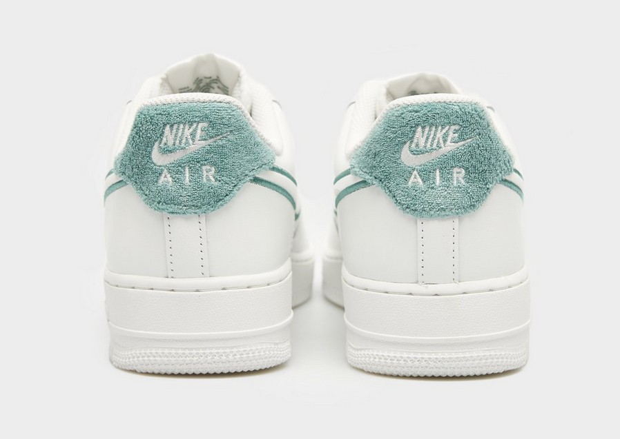 Buty sneakersy męskie NIKE AIR FORCE 1 '07 LV8 