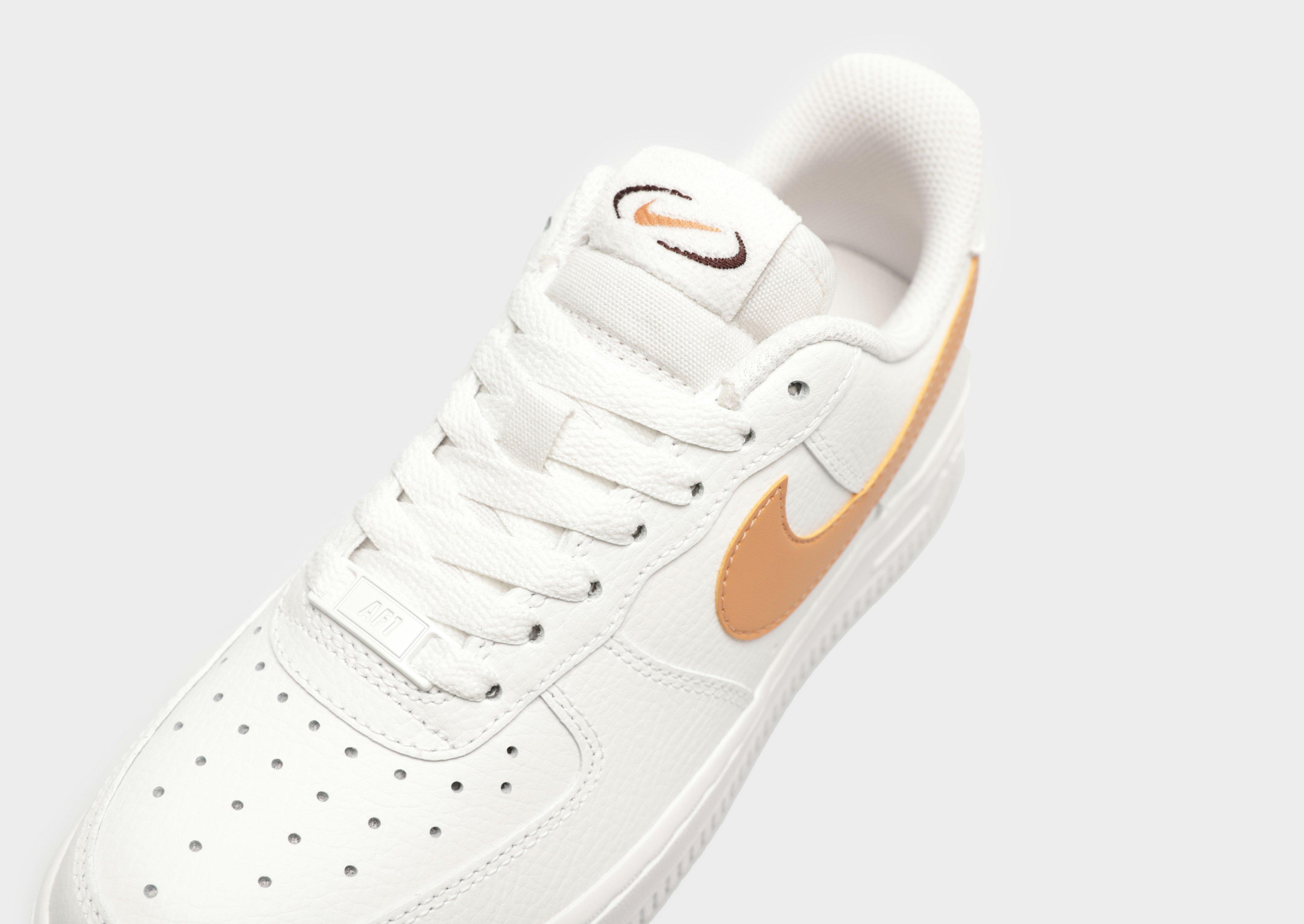 Дамски обувки NIKE WMNS AIR FORCE 1 '07 JDH1  FQ2742-101 Бежов