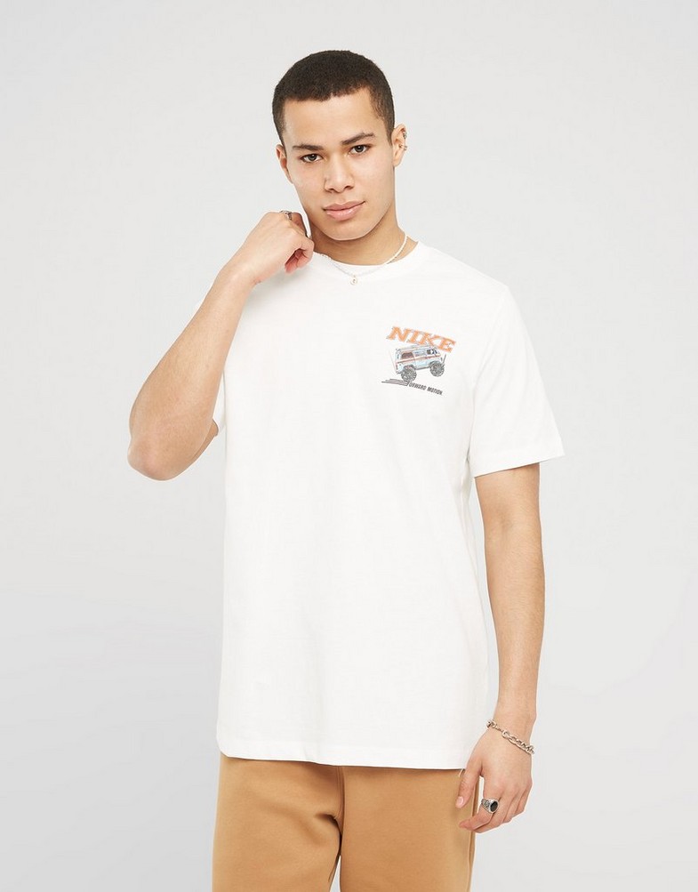 Férfi póló NIKE PÓLÓ U NSW TEE SOLE RALLY LBR GRAPHIC FQ3764-100 Fehér