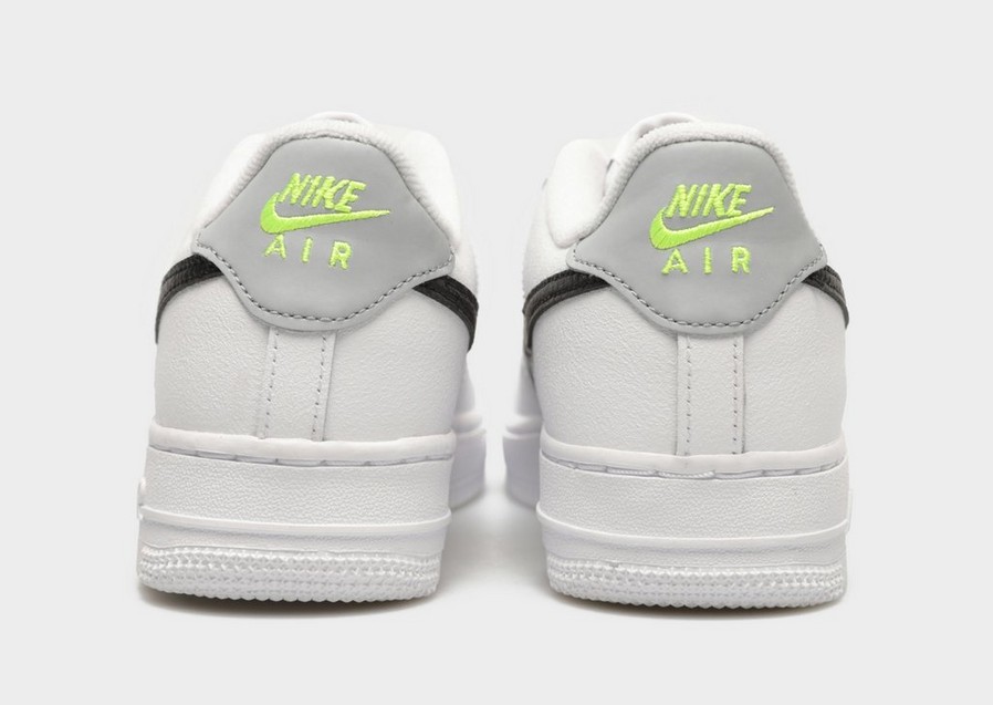Buty sneakersy dla dzieci NIKE AIR FORCE 1 GS FQ7155-100 Biały