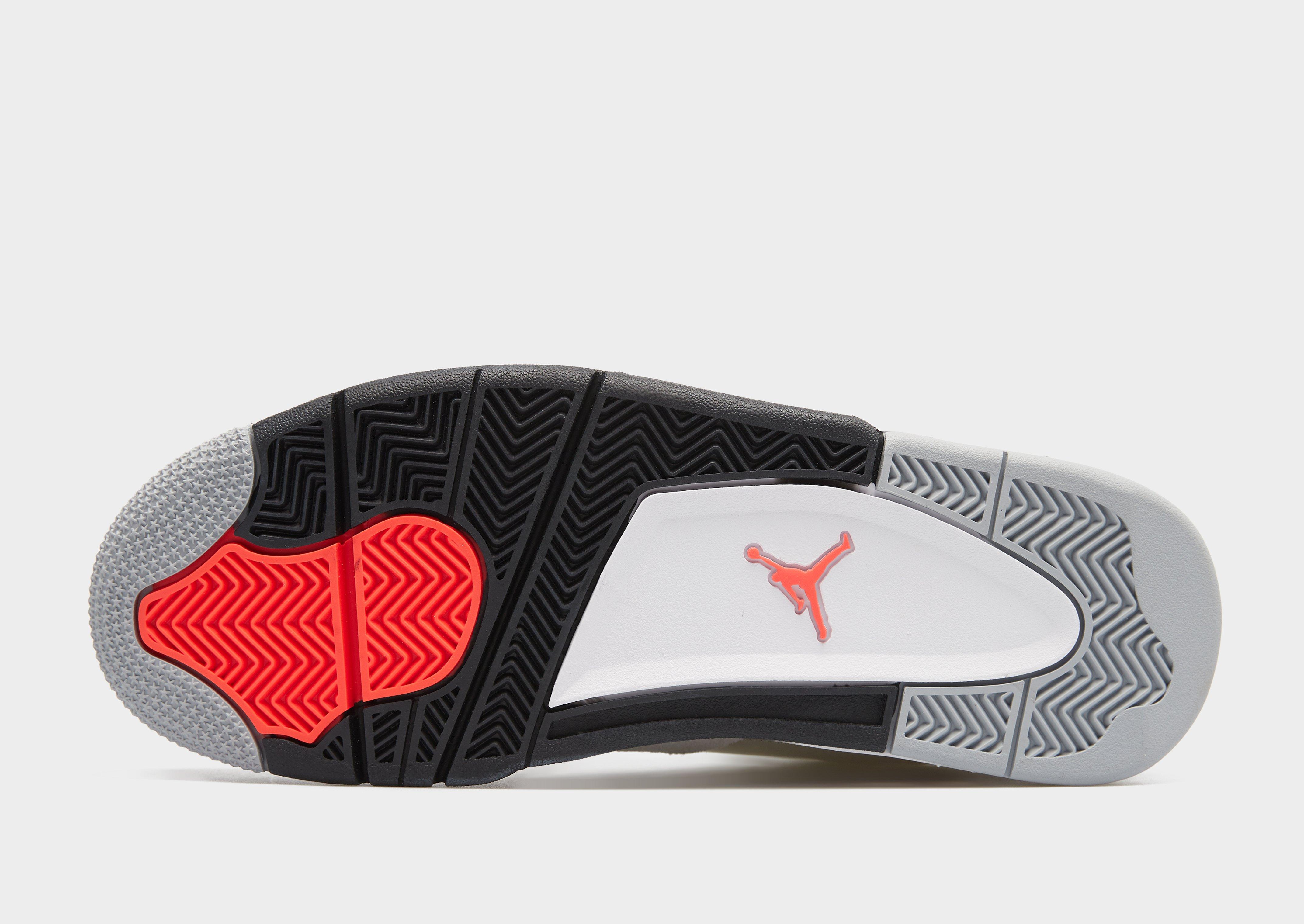 Чоловічі кросівки AIR JORDAN 4 RM FQ7939-108 Білий