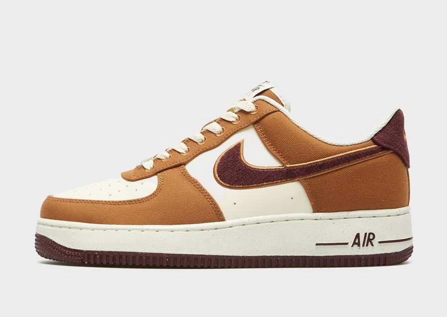 Pánske tenisky NIKE AIR FORCE 1 '07 LV8  FQ8713-200 Hnědá