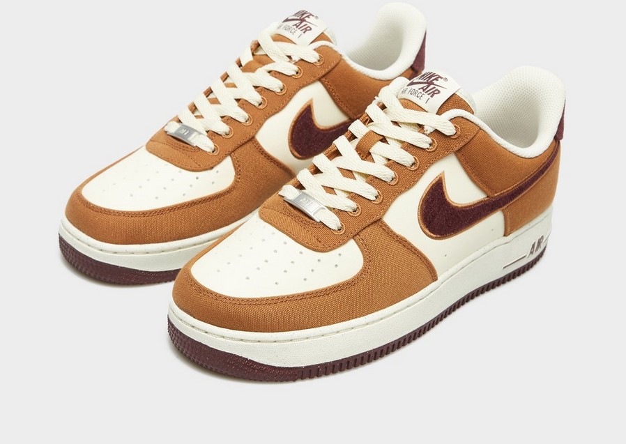 Pánske tenisky NIKE AIR FORCE 1 '07 LV8  FQ8713-200 Hnědá