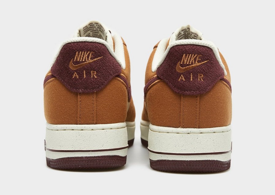 Pánske tenisky NIKE AIR FORCE 1 '07 LV8  FQ8713-200 Hnědá