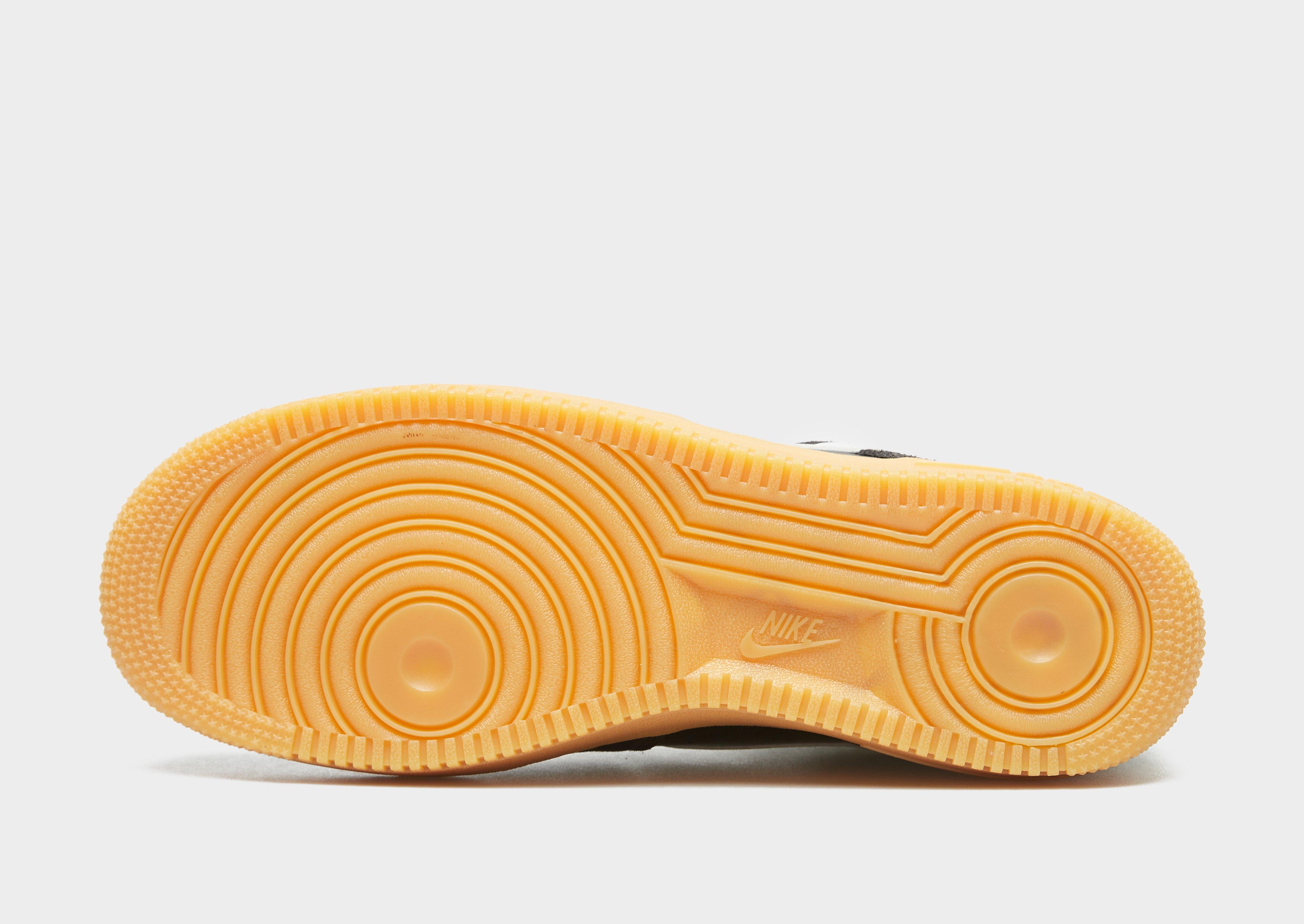 Мъжки маратонки NIKE AIR FORCE 1 '07 LV8  FQ8714-004 Черен