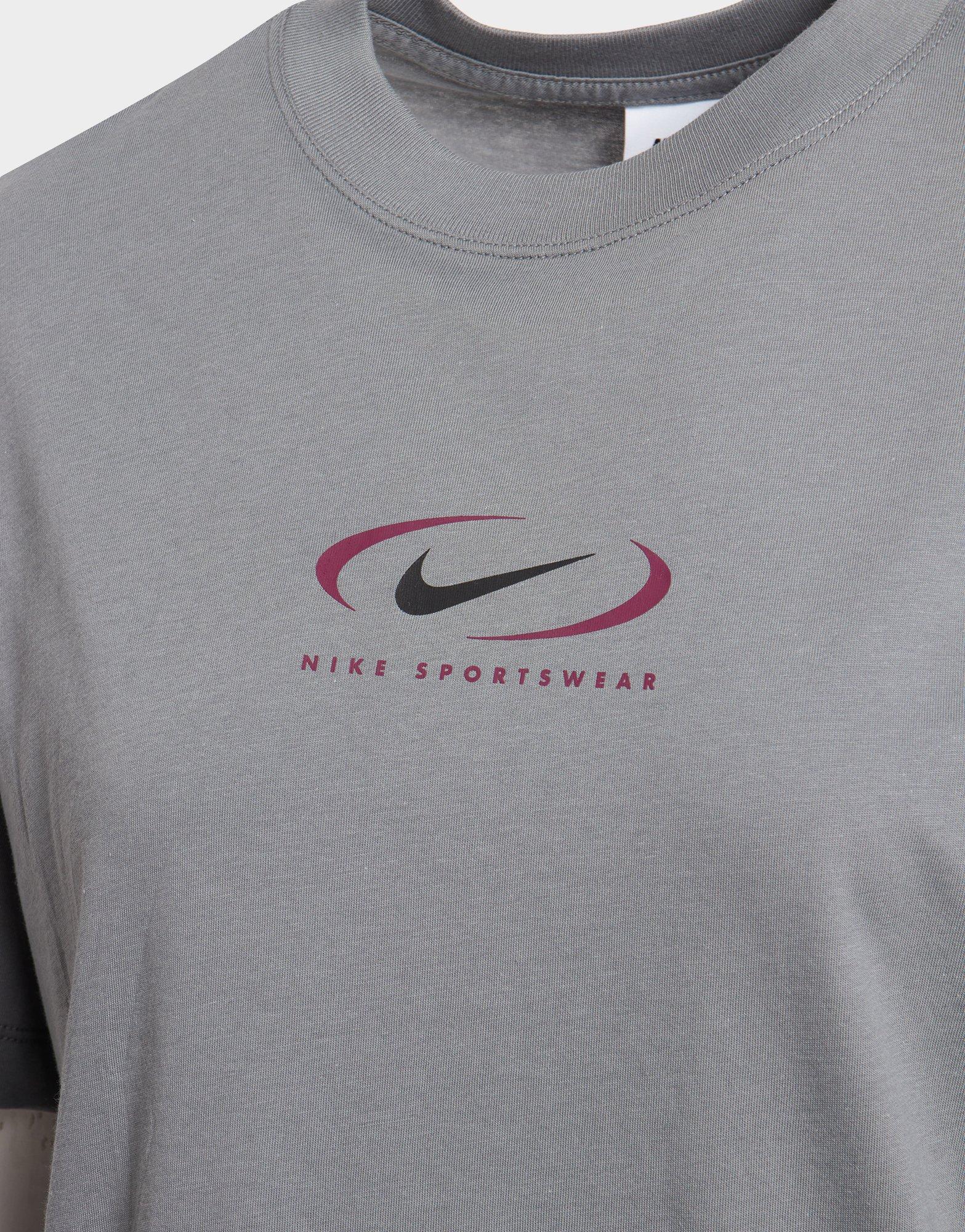 Moteriški marškinėliai NIKE MARŠKINĖLIAI SS W NSW TEE BF PRNT SWSH FQ8817-084 Pilka