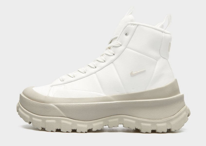 Nike Blazer Roam Mid