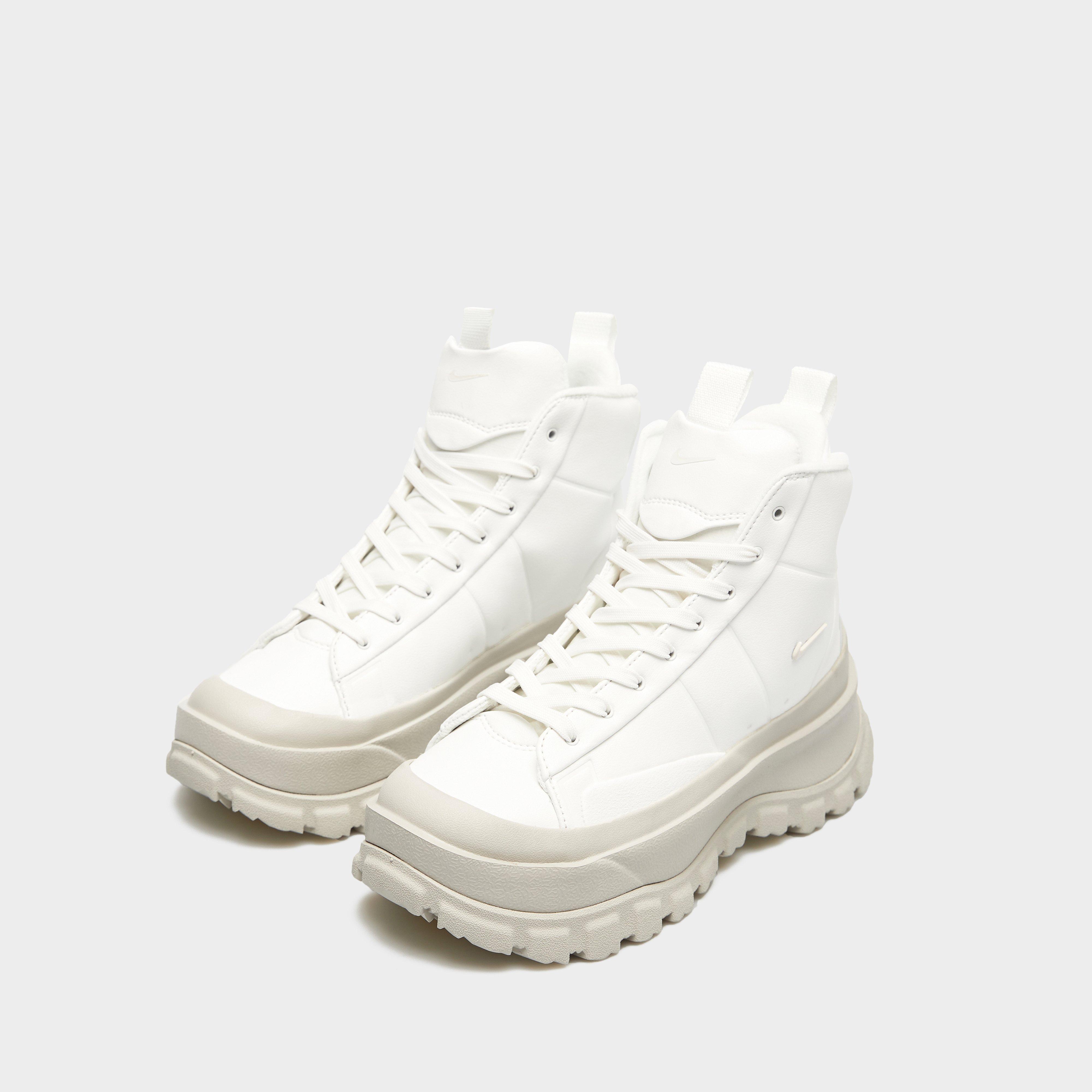 Dámske tenisky NIKE W NIKE BLAZER ROAM MID