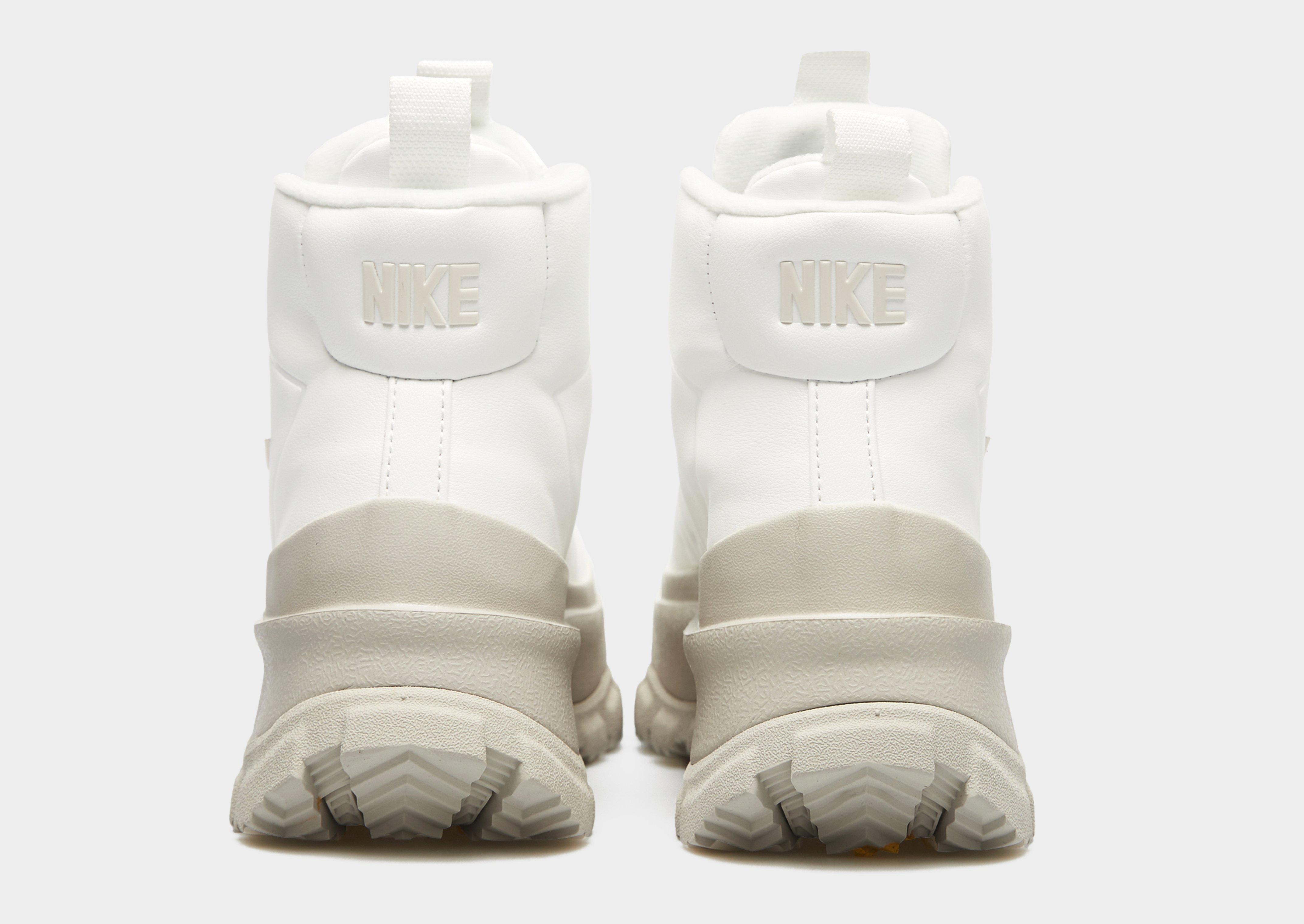 Adidași de damă NIKE W NIKE BLAZER ROAM MID FQ9065-100 Alb