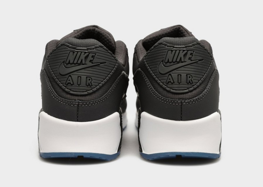 Мъжки маратонки NIKE AIR MAX 90 FV0381-001 Сив