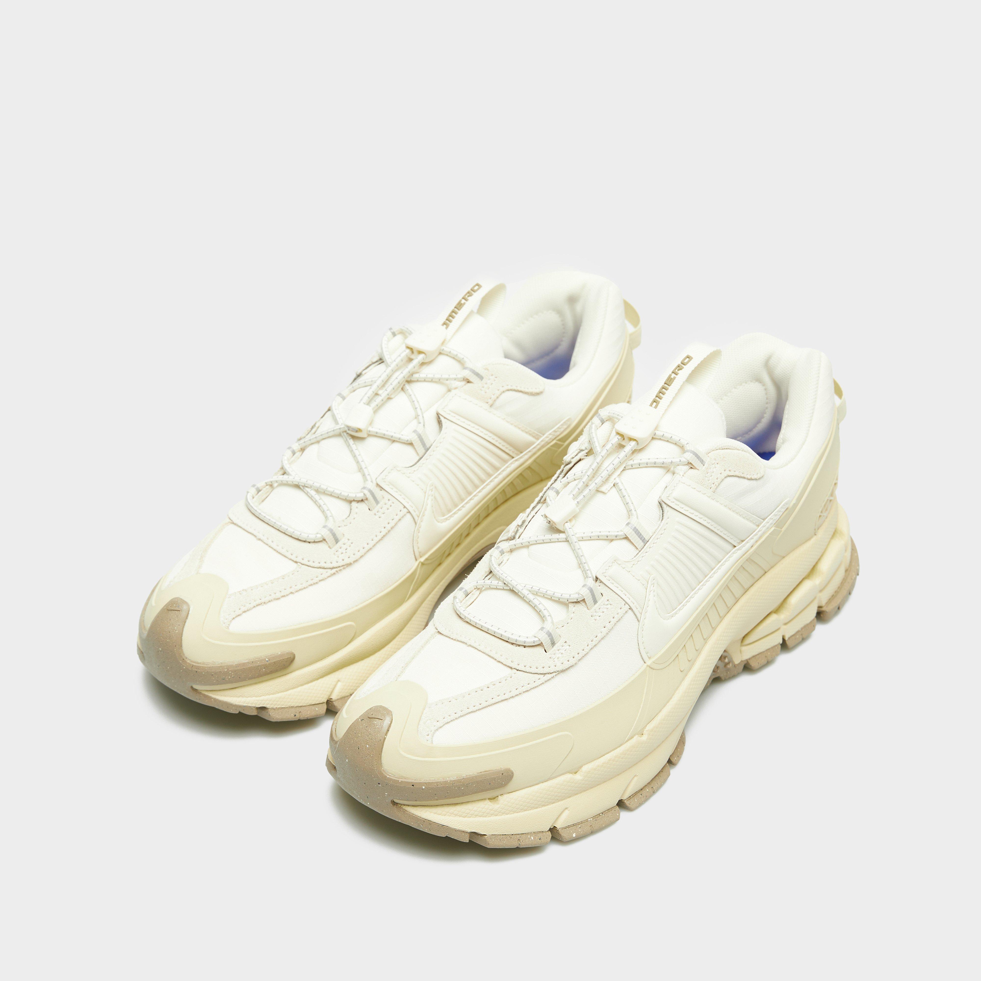 Чоловічі кросівки NIKE ZOOM VOMERO ROAM