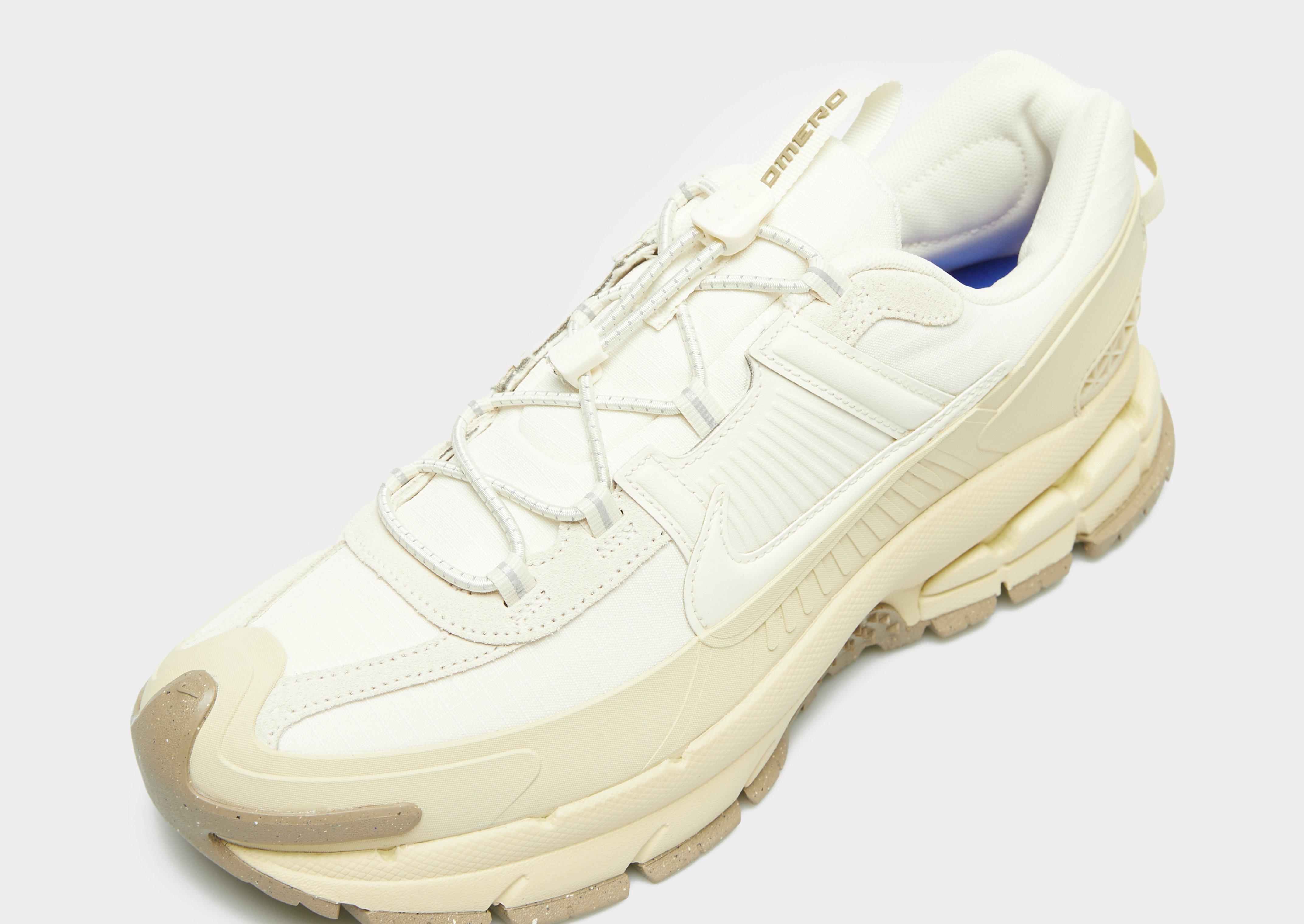 Мъжки маратонки NIKE ZOOM VOMERO ROAM FV2295-101 Бежов
