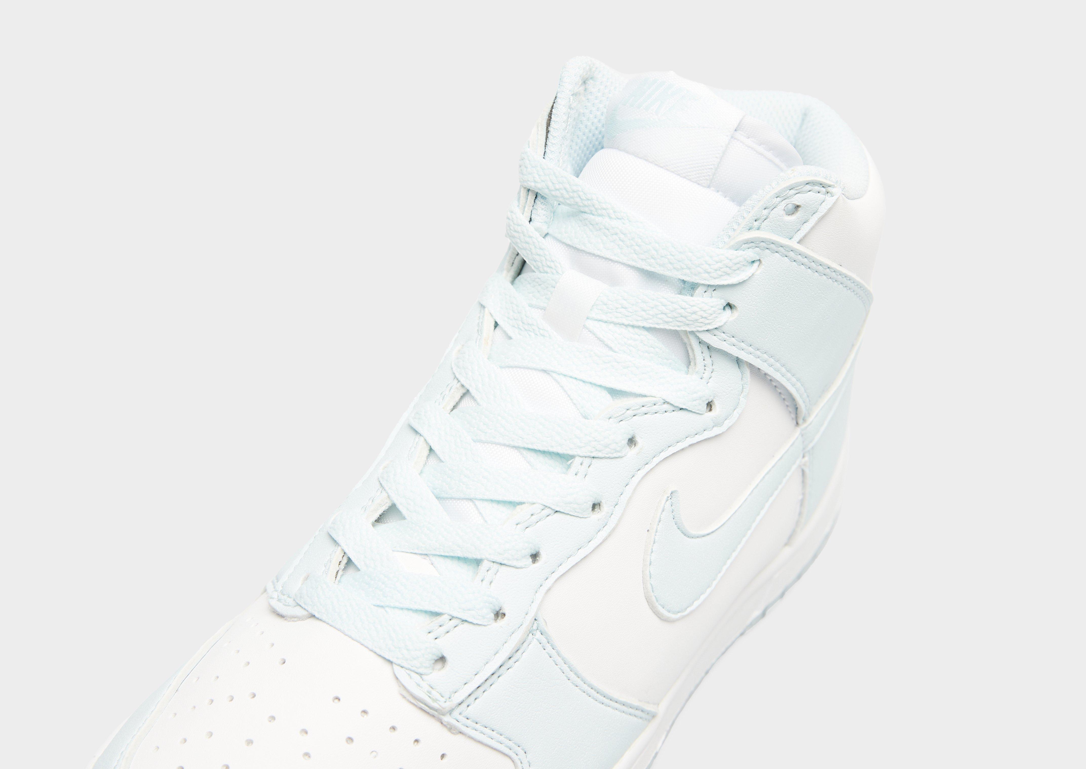 Kedai moterims NIKE W DUNK HIGH NN FV5960-100 Žalia