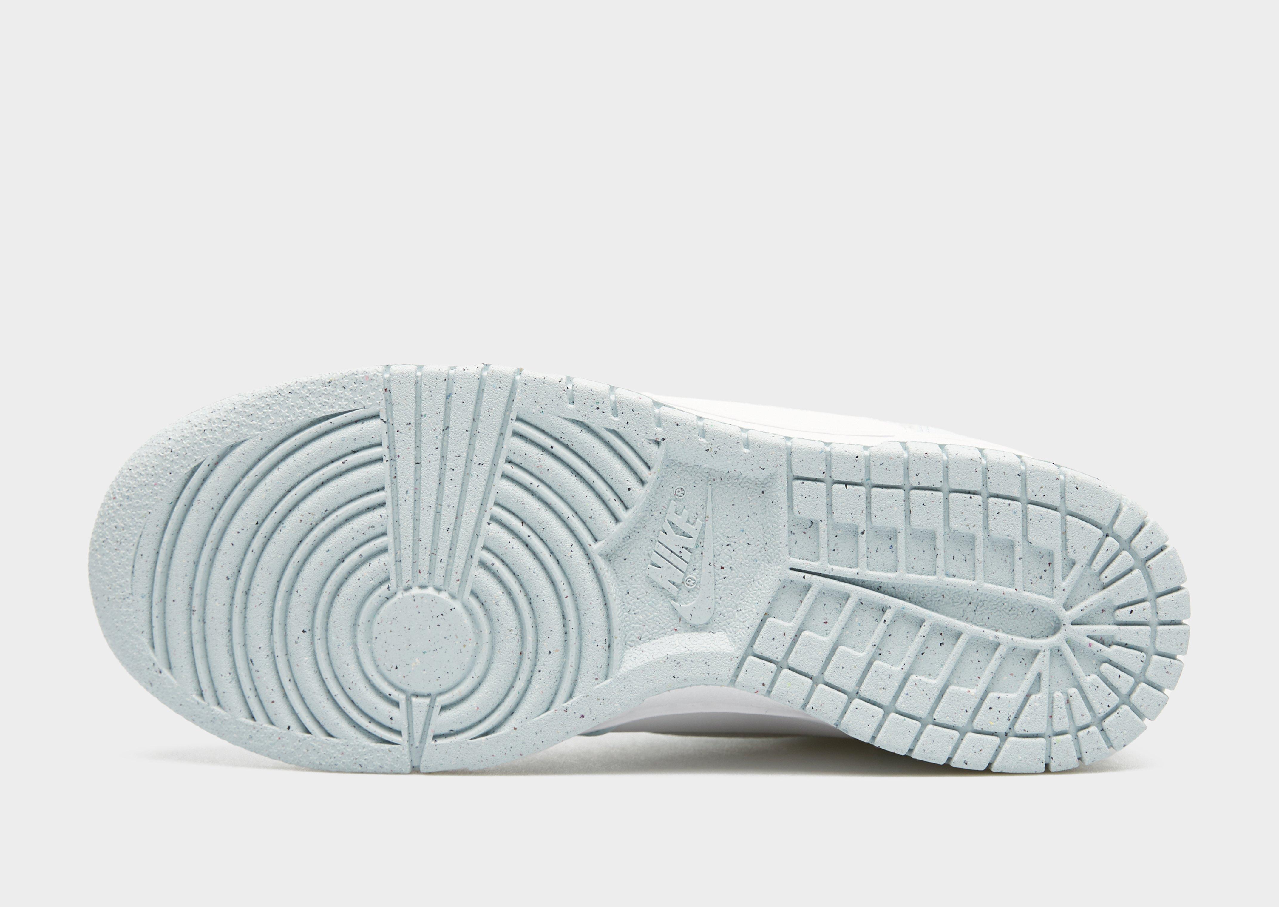 Kedai moterims NIKE W DUNK HIGH NN FV5960-100 Žalia