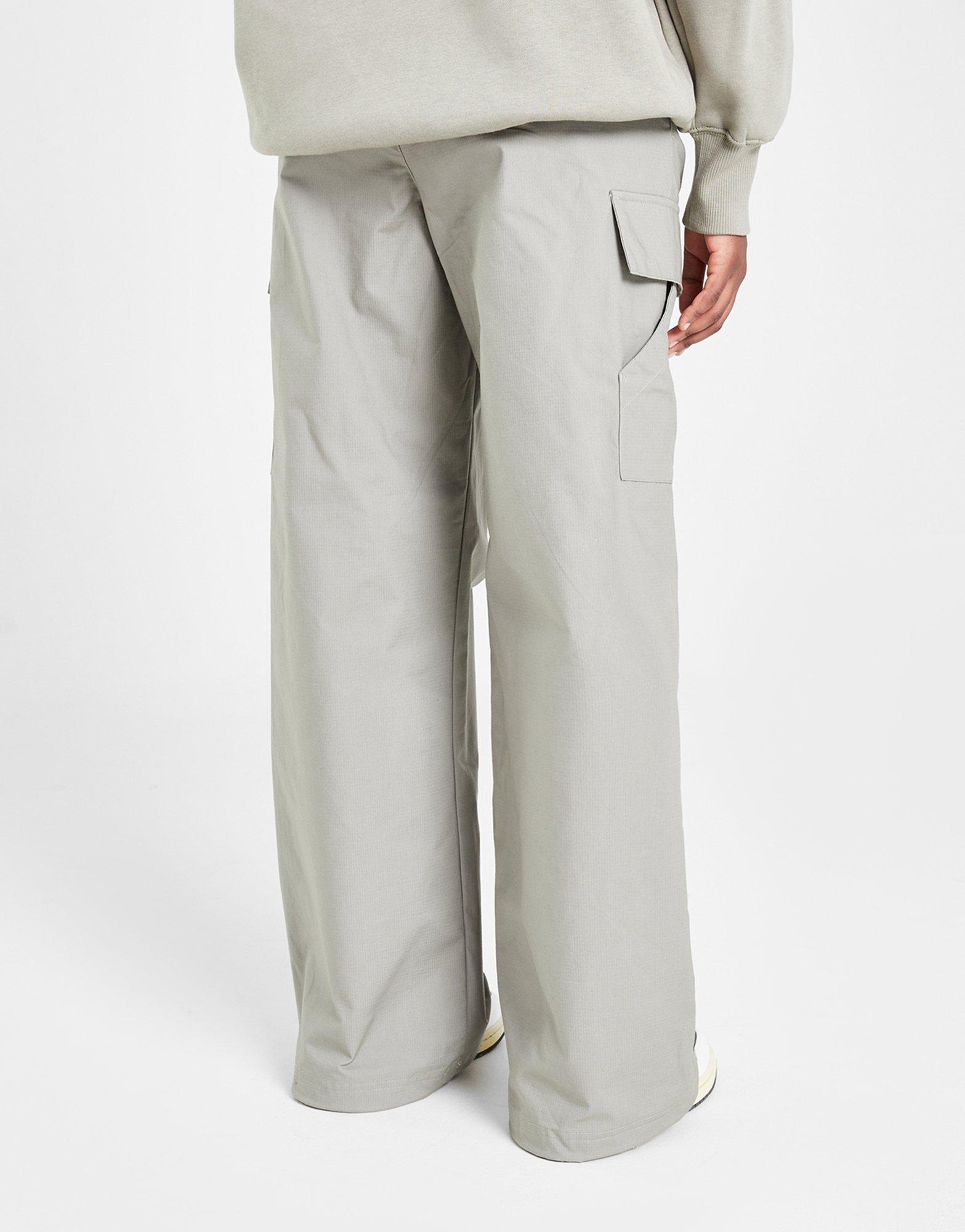 NIKE SPODNIE W NSW ESSTL WVN MR STD CRGO PT FV7643-320 Khaki