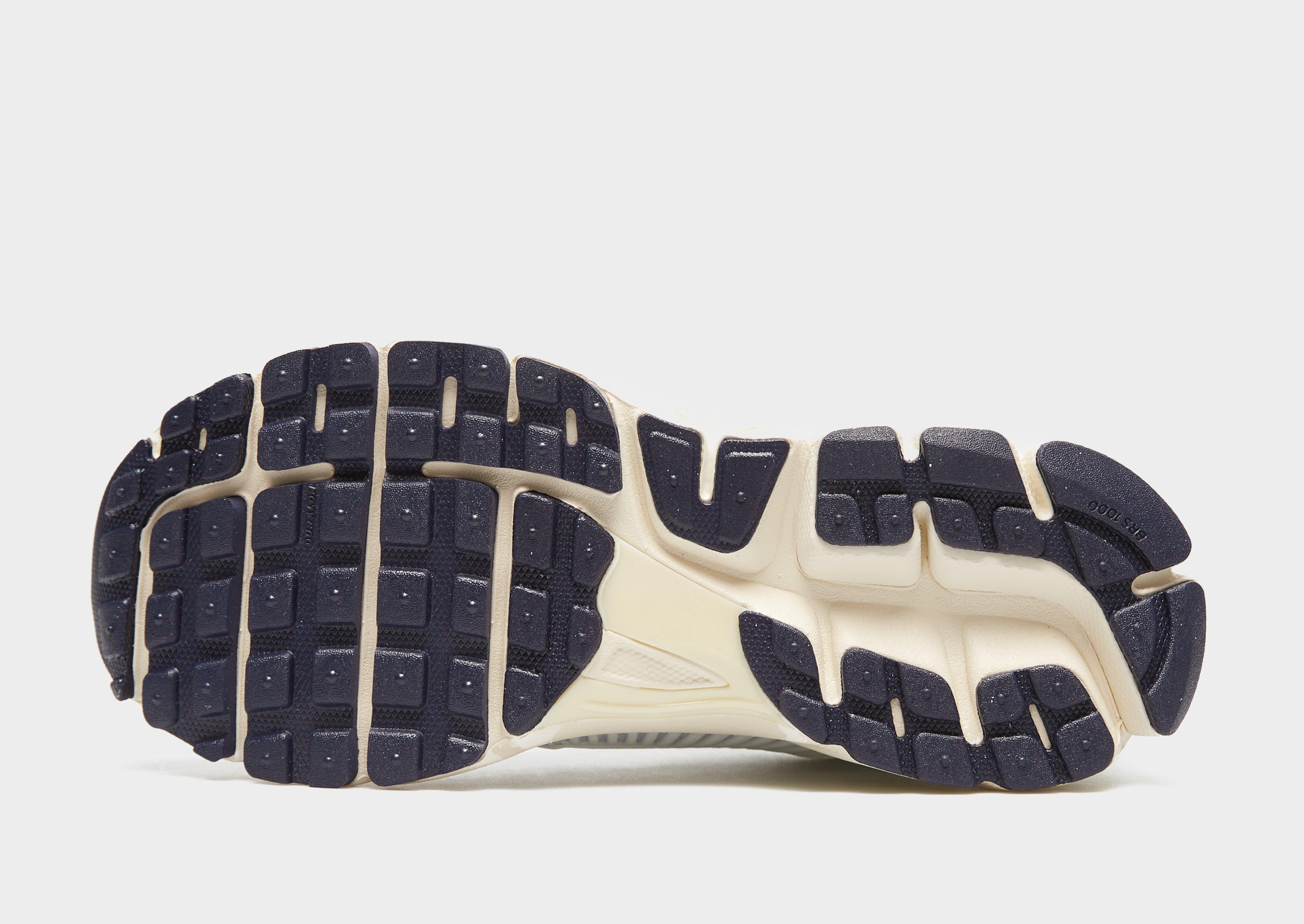 Жіночі кросівки W NIKE ZOOM VOMERO 5 CN CN FV8111-451 Блакитний