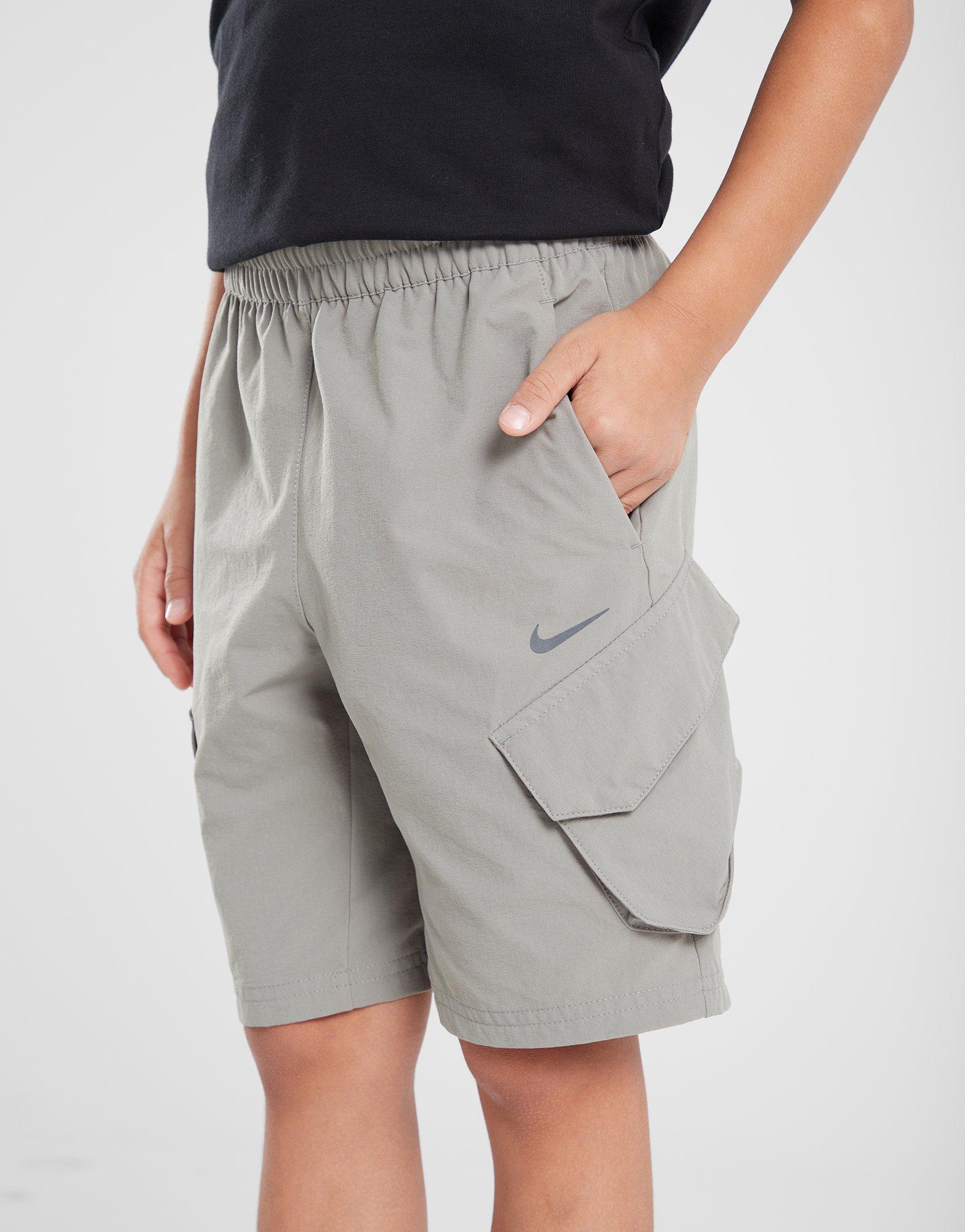 Pantaloni scurți pentru copii NIKE PANTALONI SCURȚI K NSW CITY UTILITY CARGO B FZ4903-053 Verde