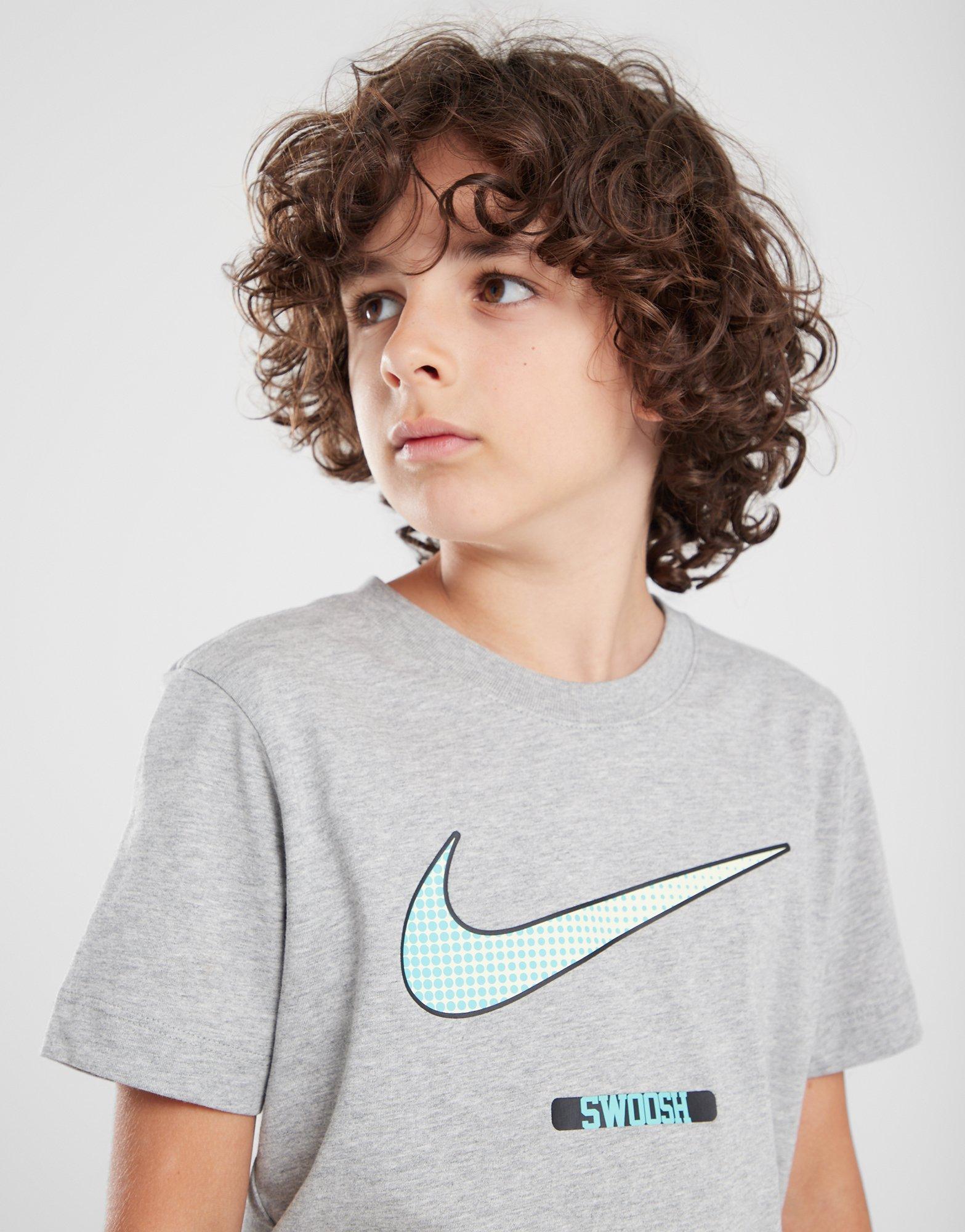 Gyerek póló NIKE PÓLÓ BRNDMRK2 TEE DGH B FZ5133-063 Szürke