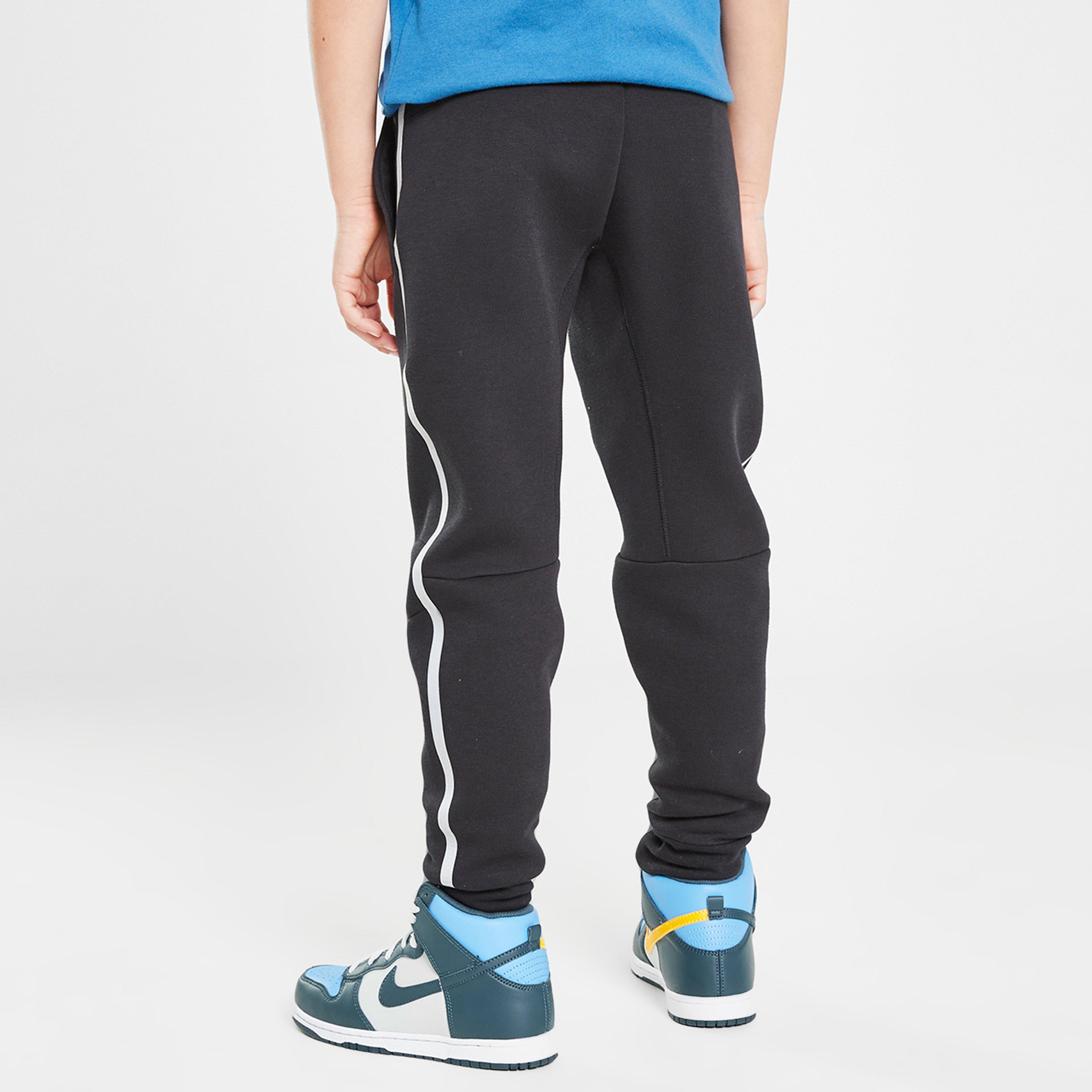 Pantaloni pentru copii NIKE PANTALONI  B NSW TCH FLC SSNL TF+ JOGGER B