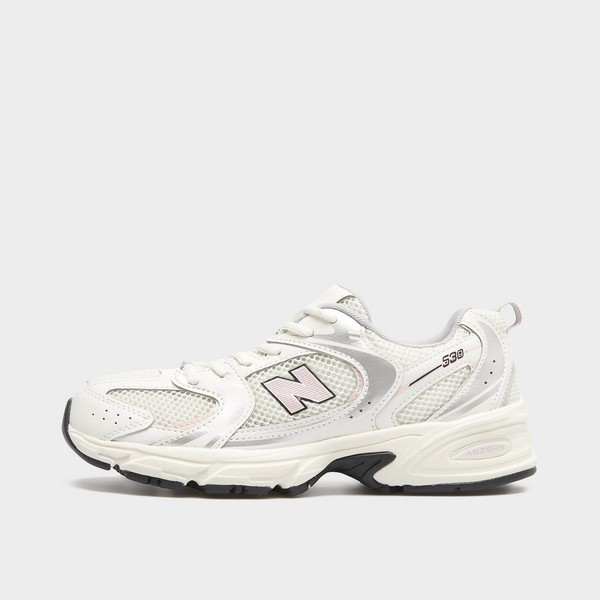 Jak wyczyścić białe buty z siatki? Poradnik pielęgnacji obuwia NEW BALANCE 530