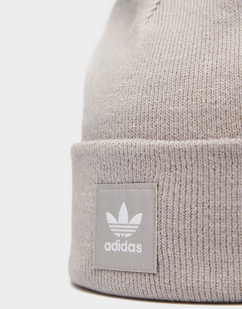 Жіночі зимові шапки ADIDAS КЕПКА AC CUFF KNIT GU0289 Сірий