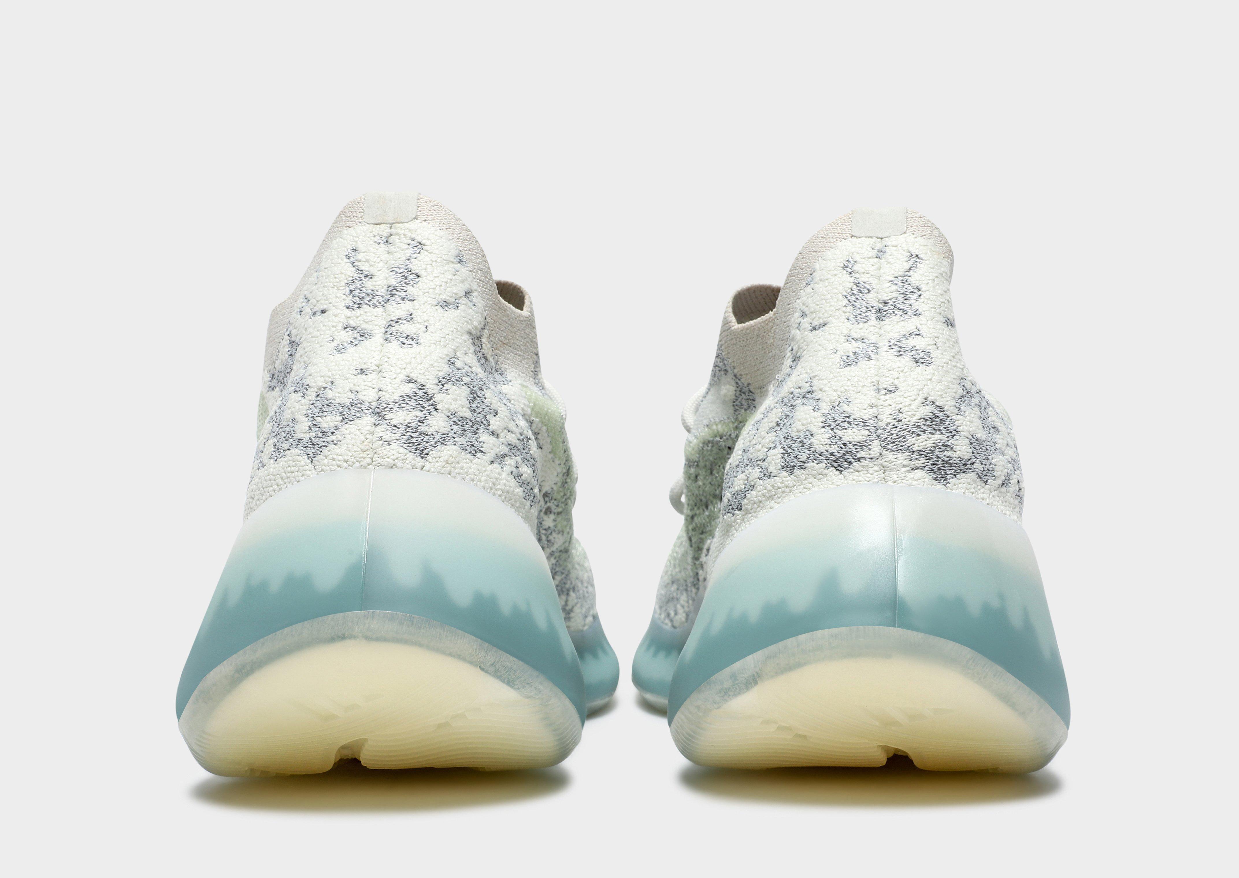 Adidași pentru bărbați ADIDAS YEEZY BOOST 380 GW0304 Gri