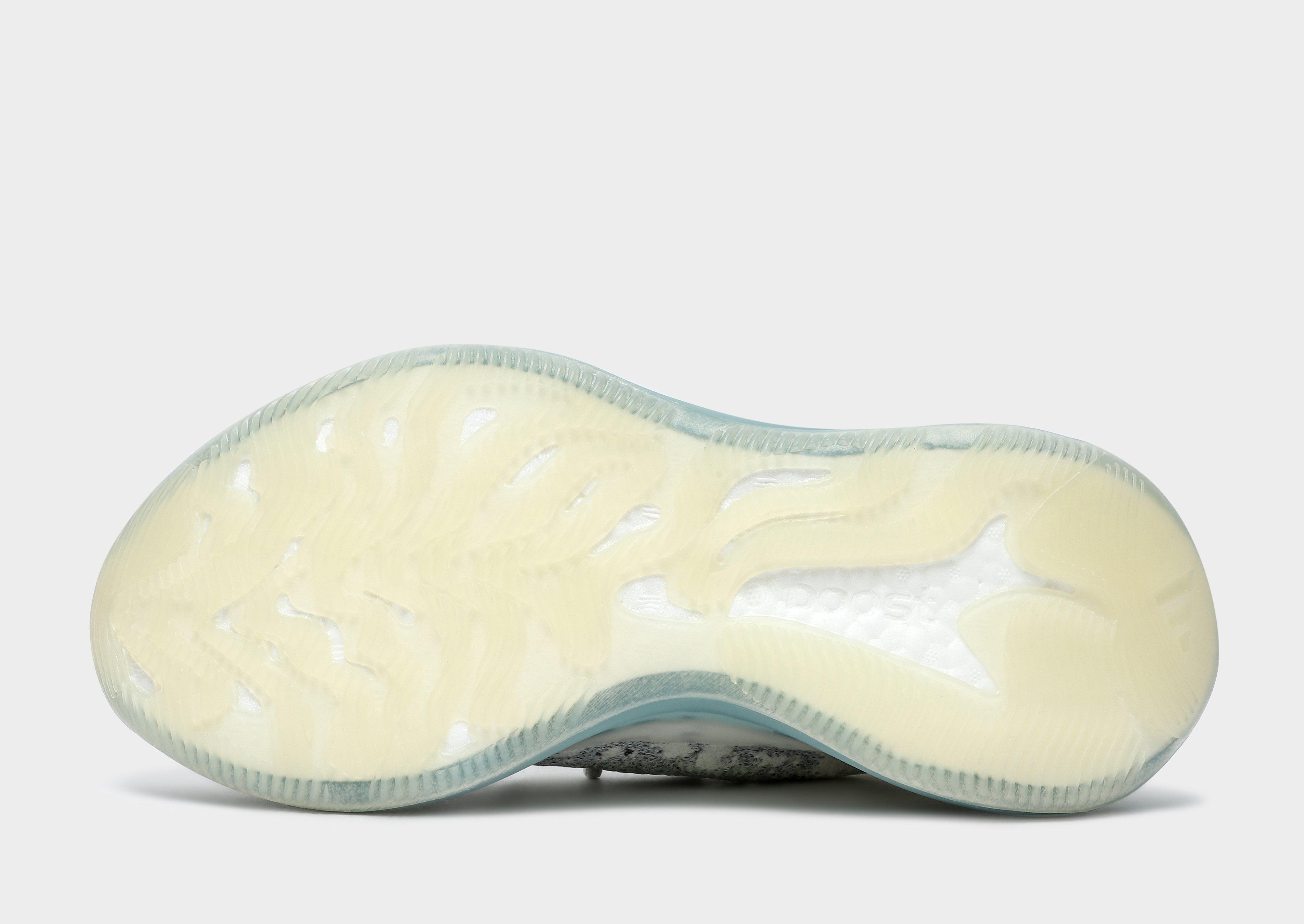 Adidași pentru bărbați ADIDAS YEEZY BOOST 380 GW0304 Gri