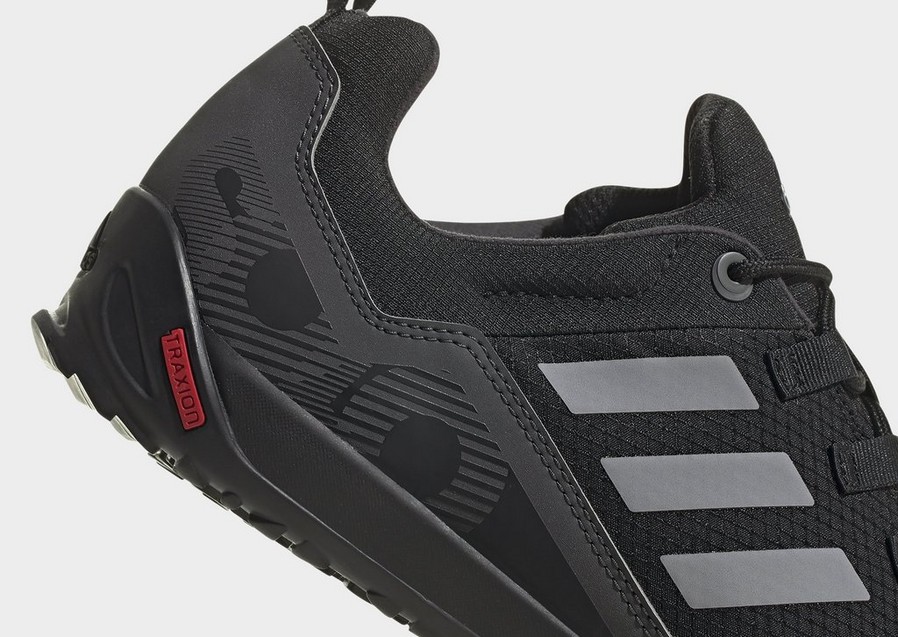 Buty zimowe męskie ADIDAS TERREX SWIFT SOLO 2 GZ0331 Czarny