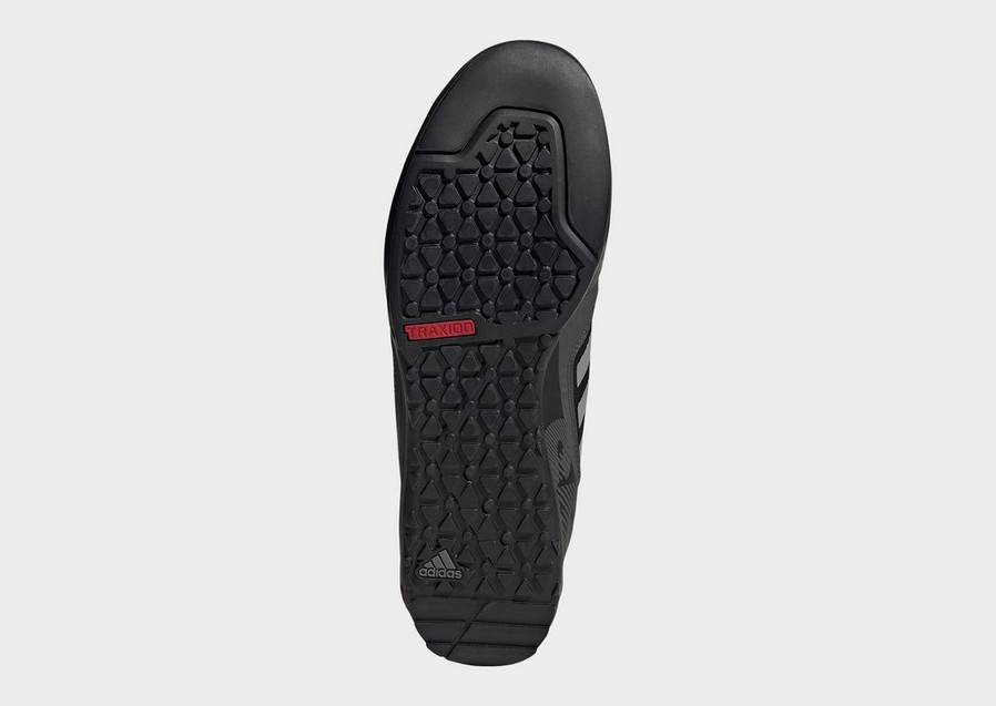 Buty zimowe męskie ADIDAS TERREX SWIFT SOLO 2 GZ0331 Czarny