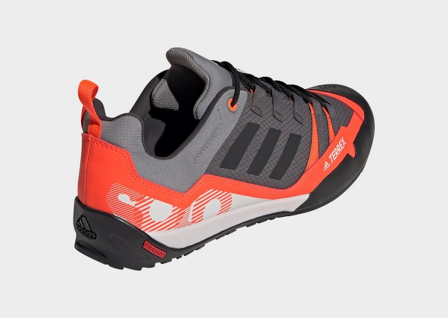 Buty zimowe męskie ADIDAS TERREX SWIFT SOLO 2 GZ0332 Czarny