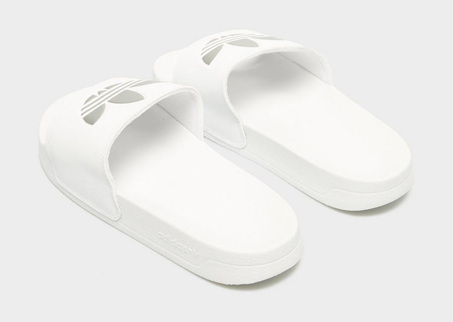 Női papucsok és flip-flopok ADIDAS ADILETTE W GZ6197 Fehér