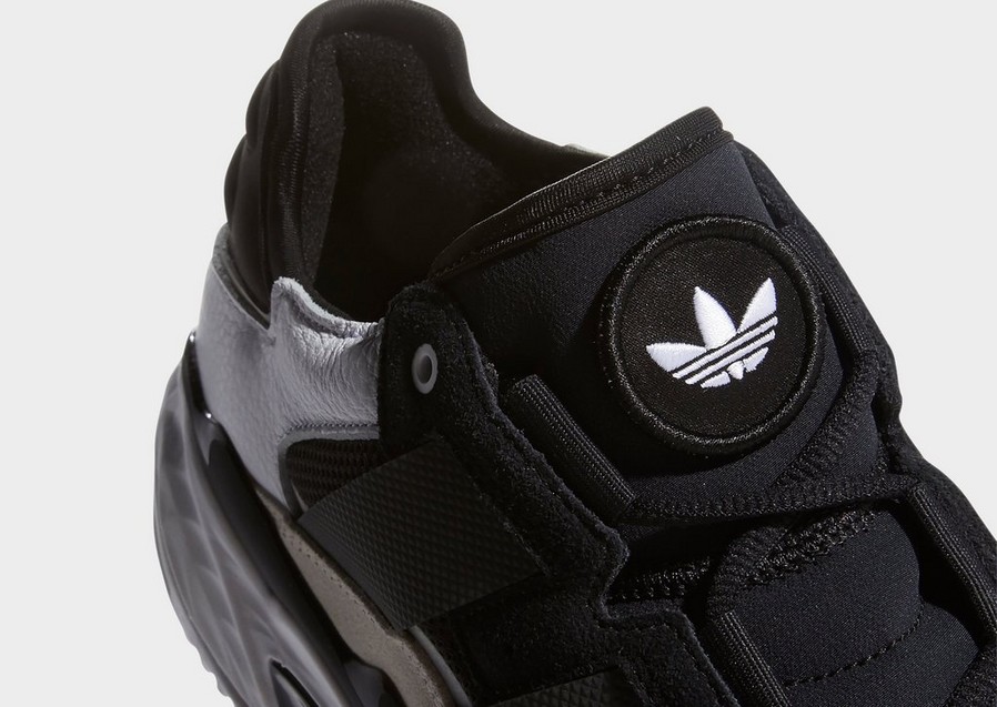 Adidași pentru bărbați ADIDAS NITEBALL H67360 Negru