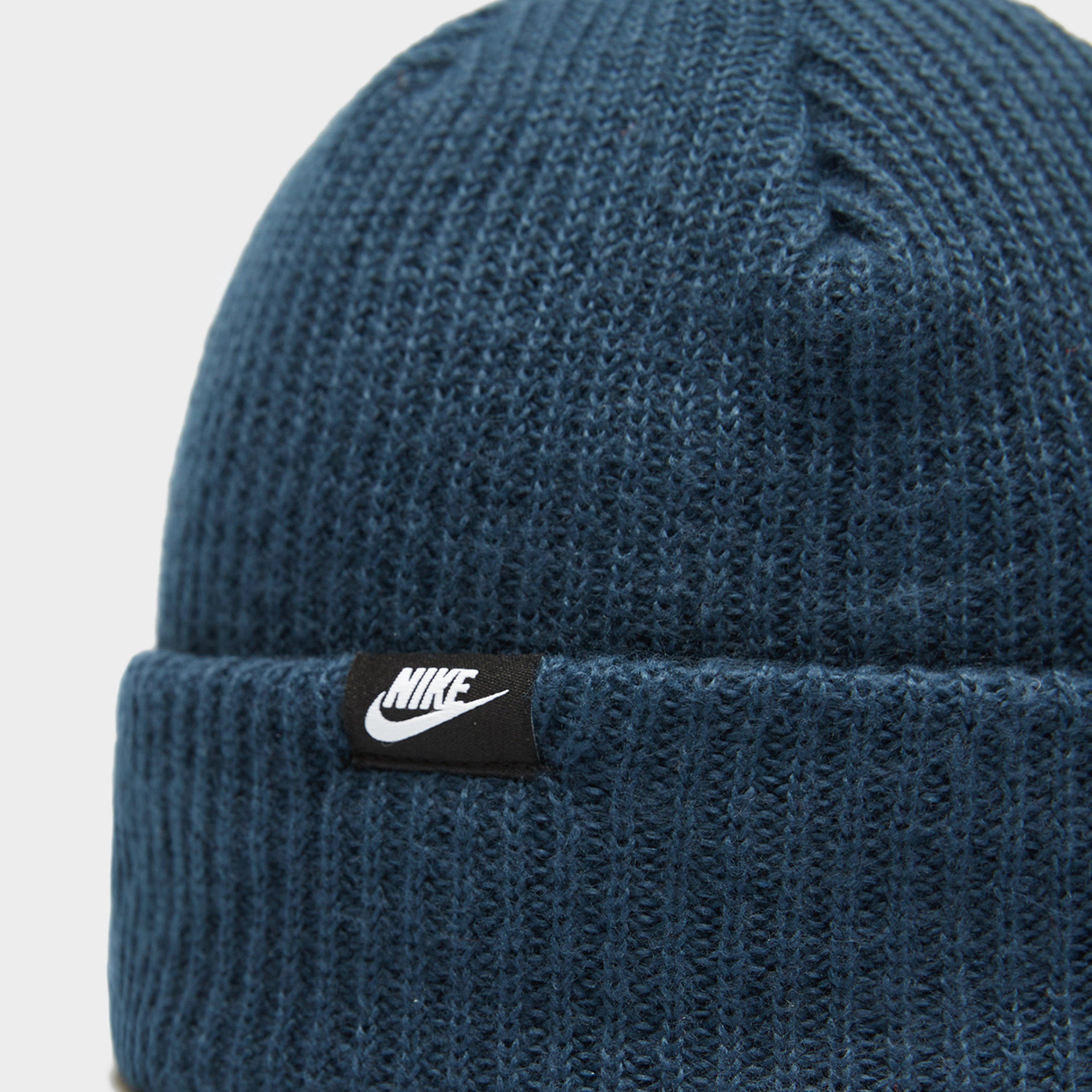 Căciulă pentru femei NIKE CACIULA DE IARNĂ U NK   TERRA BEANIE SC FUT365 L