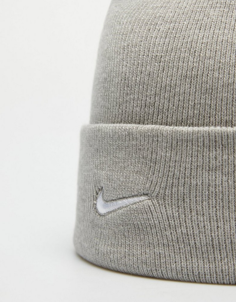 Női téli sapká NIKE SAPKA U NK PEAK BEANIE TC SWSH F24 L