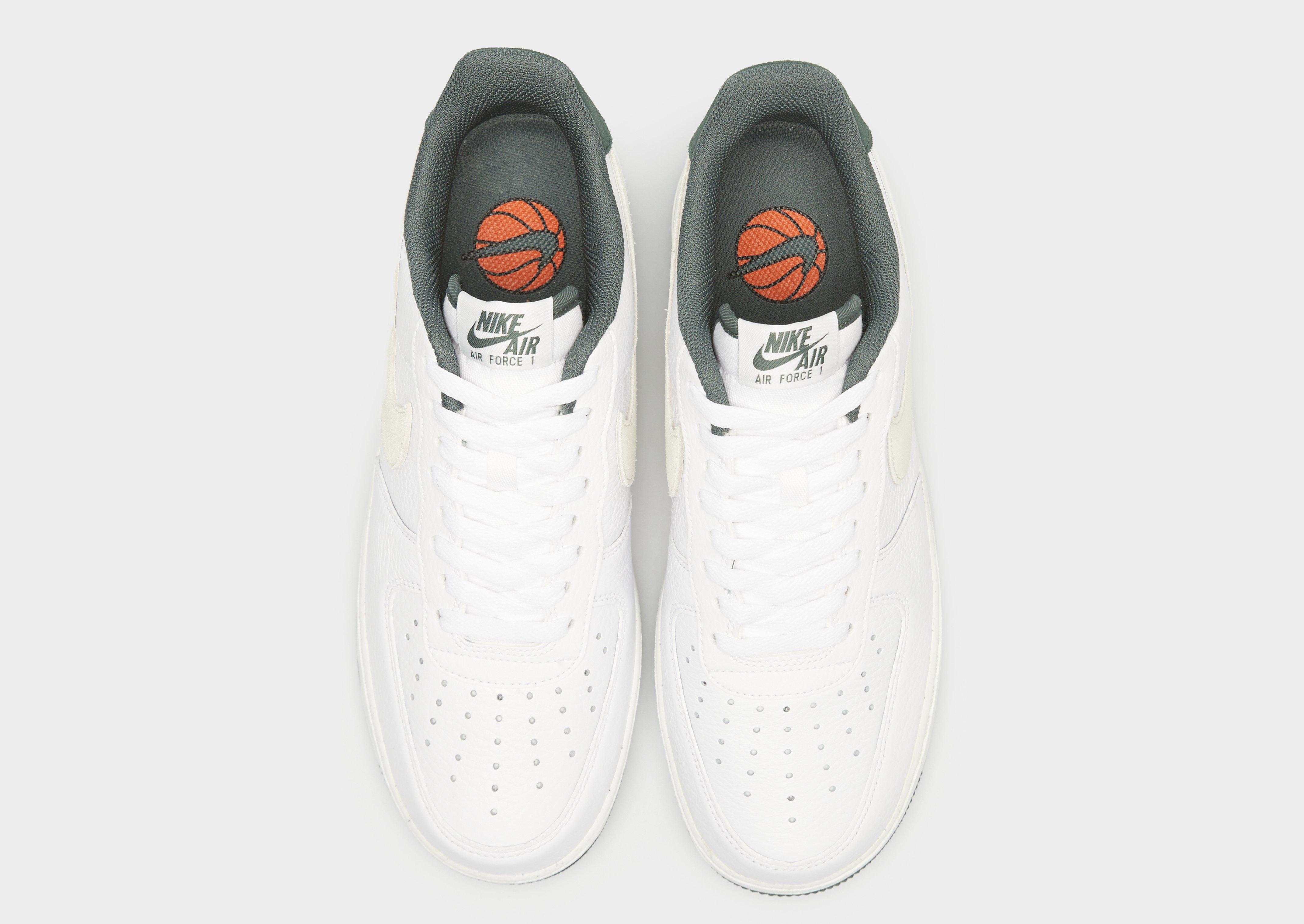 Мъжки маратонки NIKE AIR FORCE 1 '07 LV8  HF1939-100 Бял