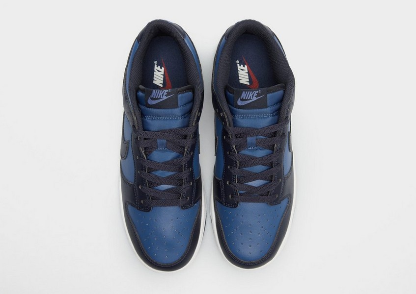 Nike Dunk Low Retro