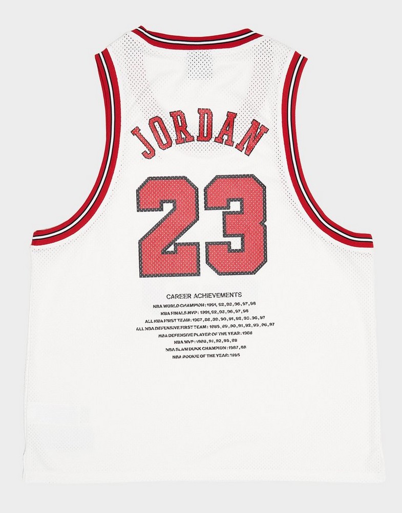Top pentru bărbați JORDAN MAIOU M J ESS SUMMER JERSEY HF9375-100 Alb