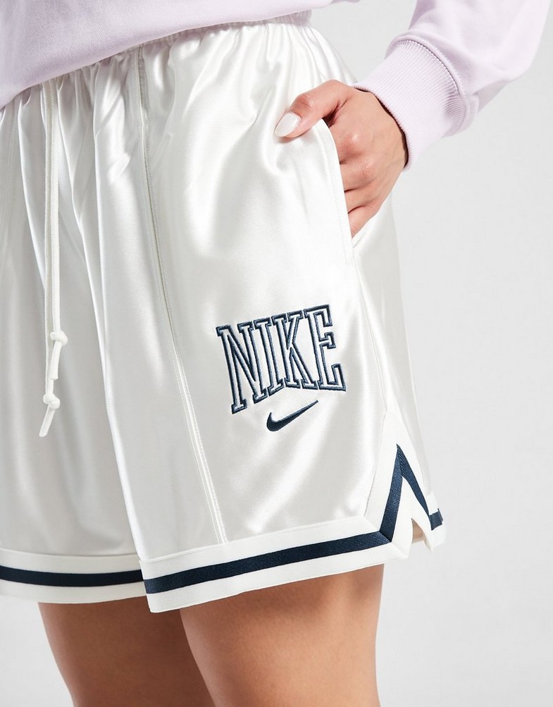 Pantaloni scurți pentru femei NIKE PANTALONI SCURȚI W NSW   STREET 6" SATIN GX SHRT HJ0163-133 Crem