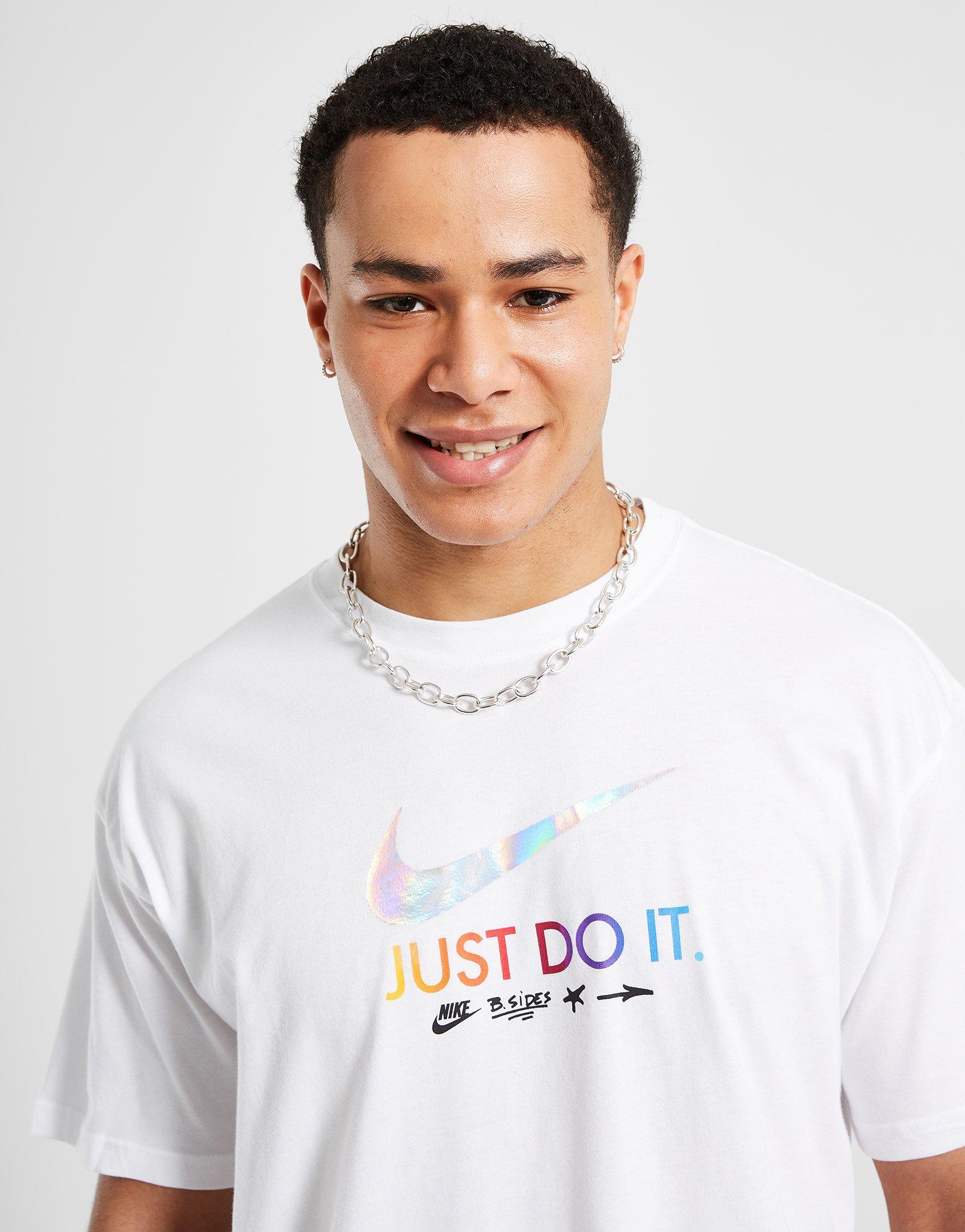 Vyriški marškiniai NIKE MARŠKINĖLIAI U NSW TEE M90 OC MIXTAPE HJ0604-100 Balta