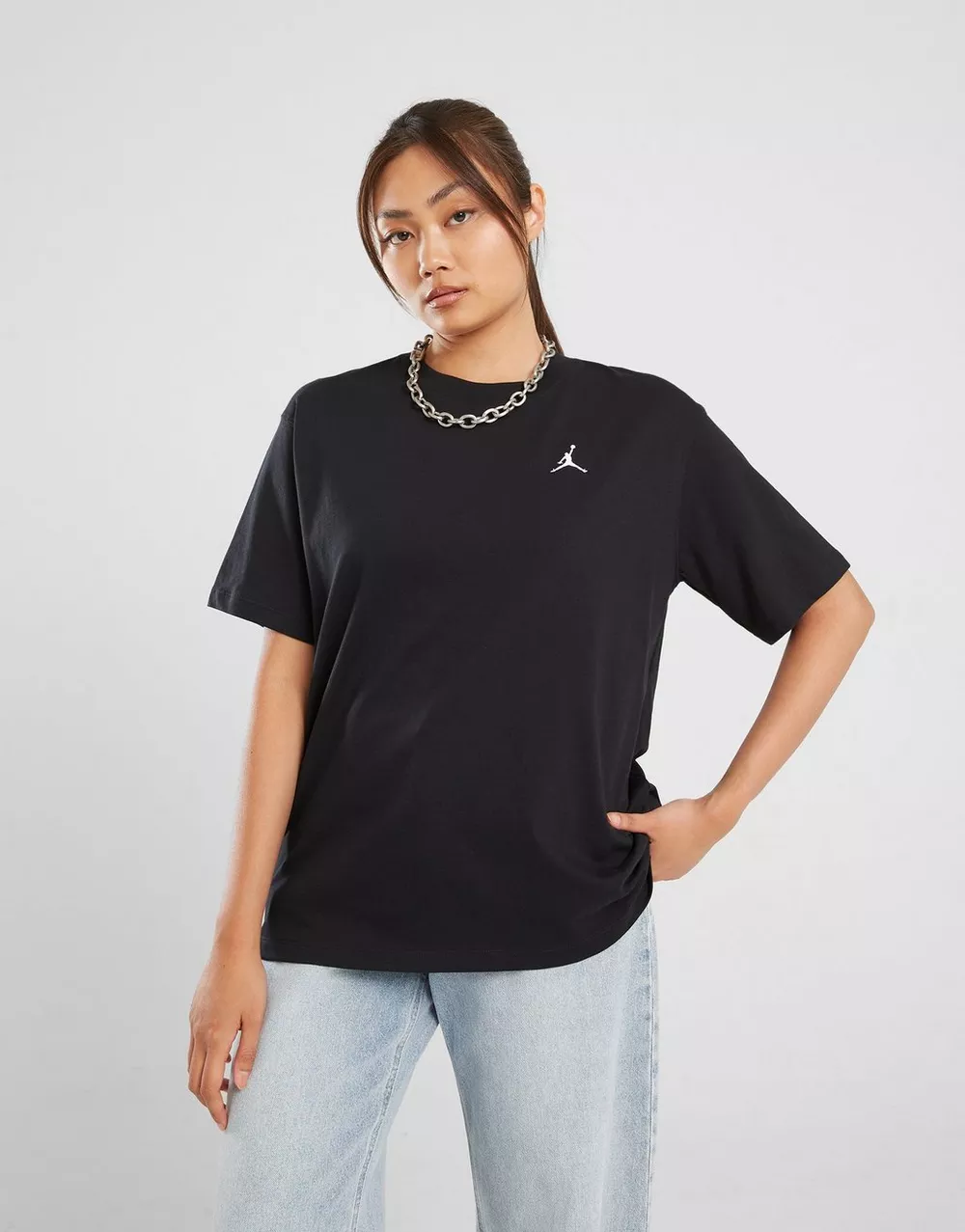Jordan ФУТБОЛКА W JORDAN ESSEN GF TEE CORE 23 BLACK/WHITE, фото 1 з 4