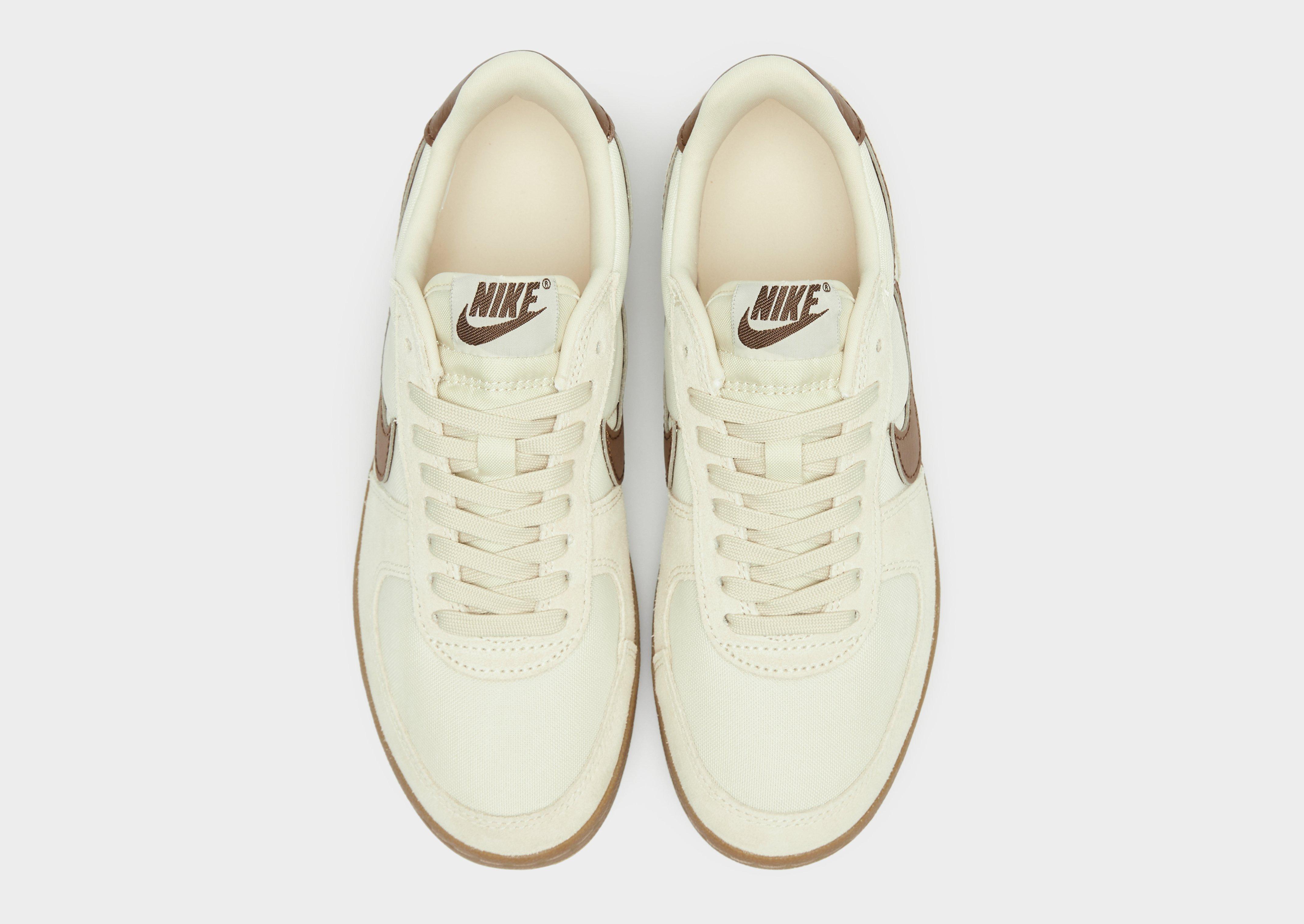 Adidași de damă WMNS NIKE FIELD GENERAL NSTLG HJ6000-200 Bej