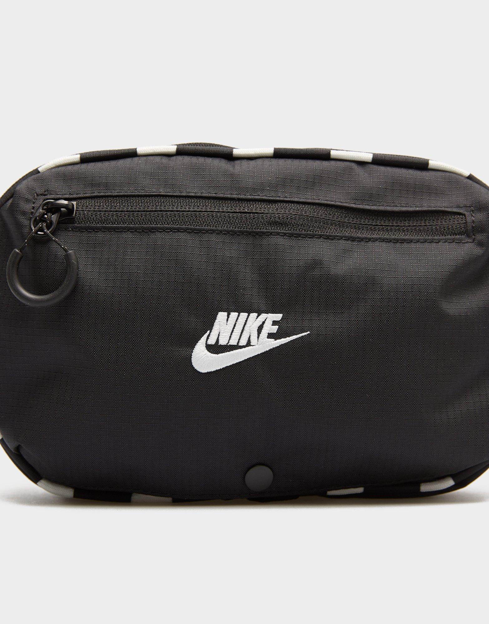 Nike Taška Nike Hayward Patrol Crossbody